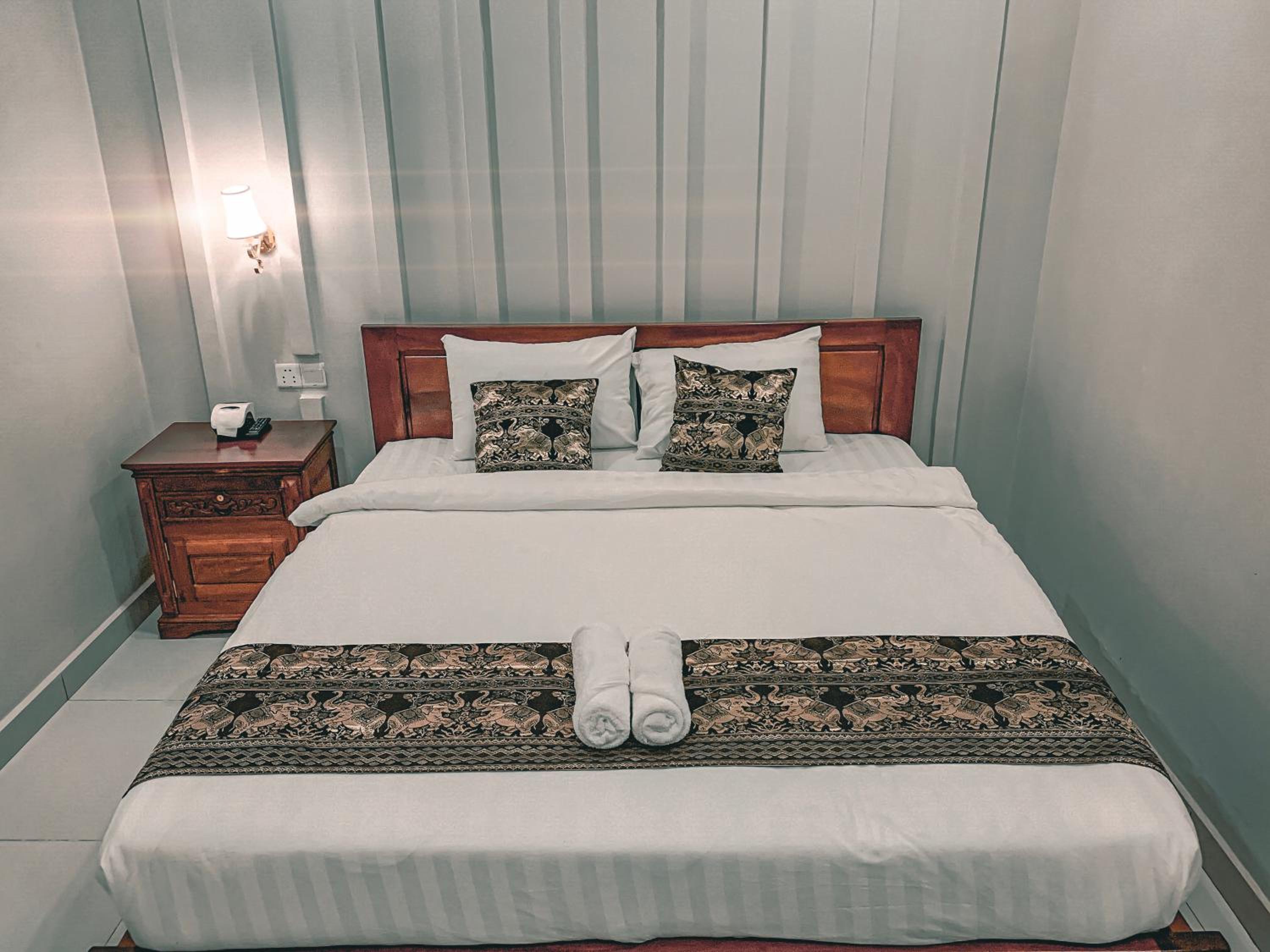 Double Room - Photo 7