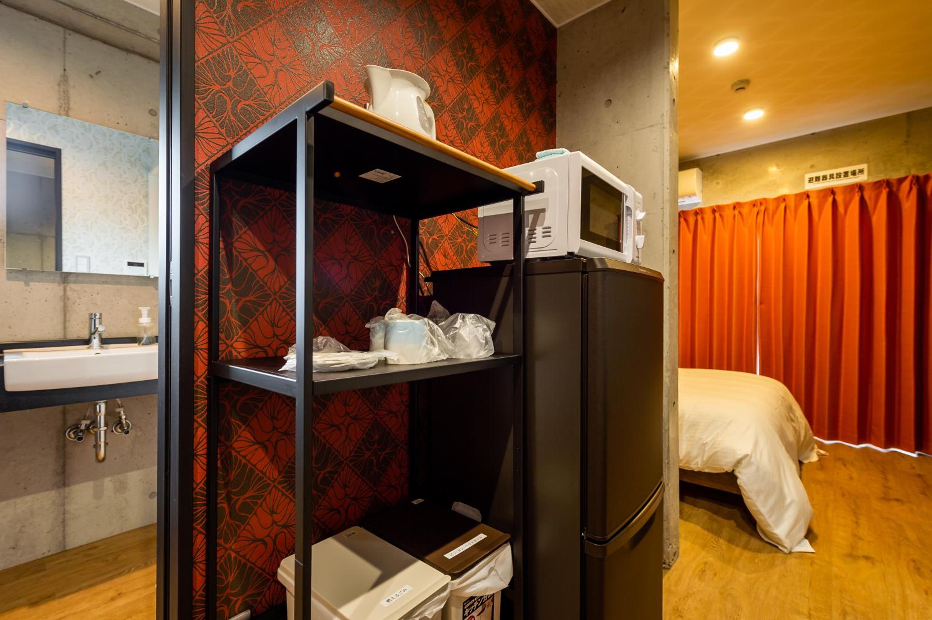 Standard Double Room - Photo 9
