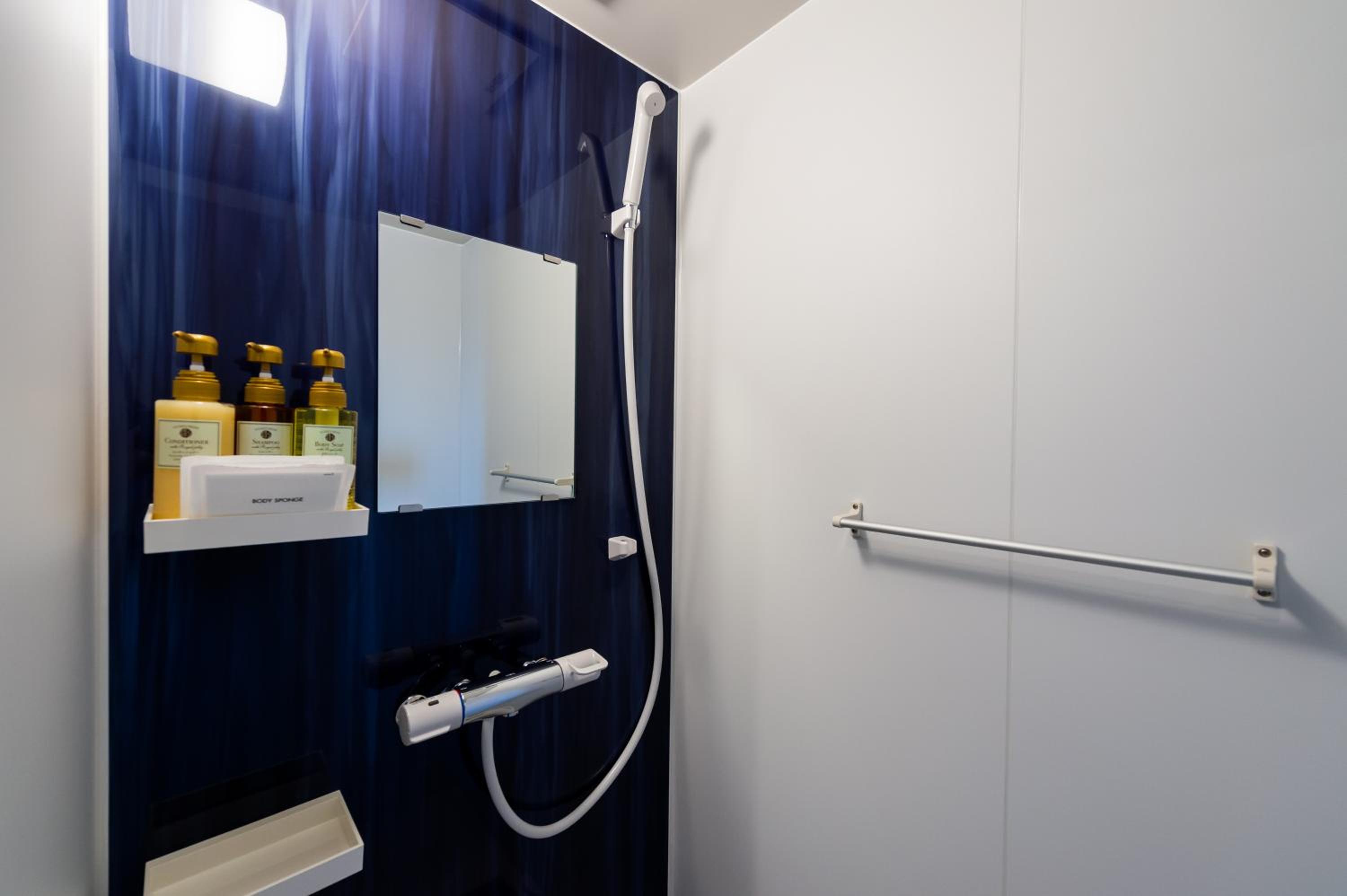 Standard Double Room - Photo 2