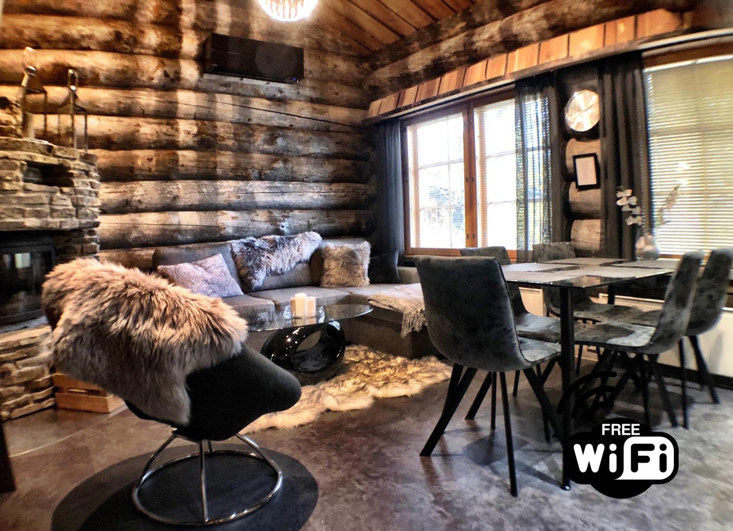 Three-Bedroom House - Photo 1