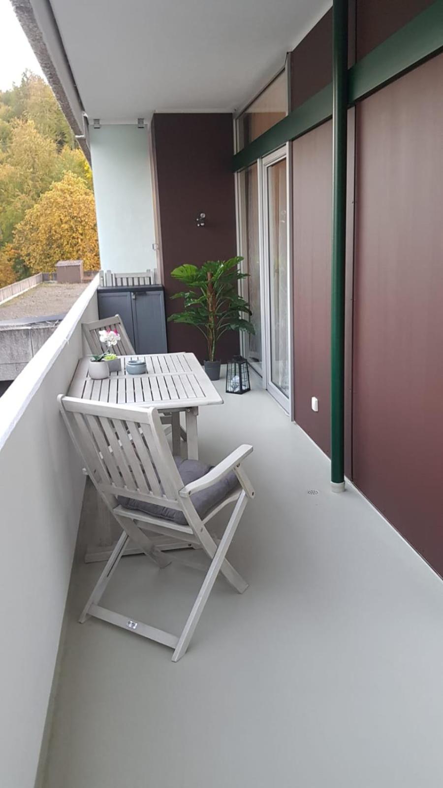 One-Bedroom Apartment - Photo 6