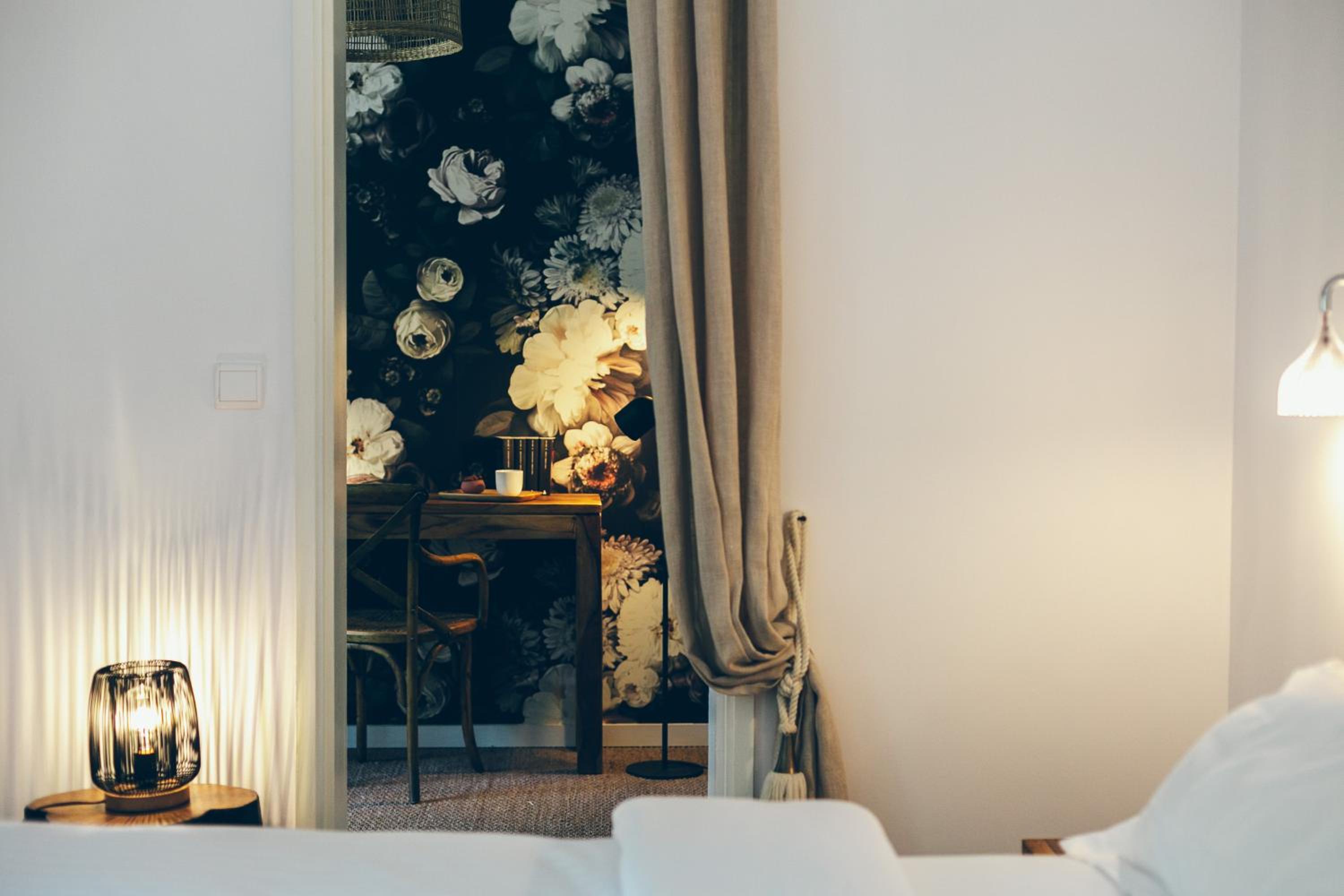 Junior Suite with Garden View photo 2