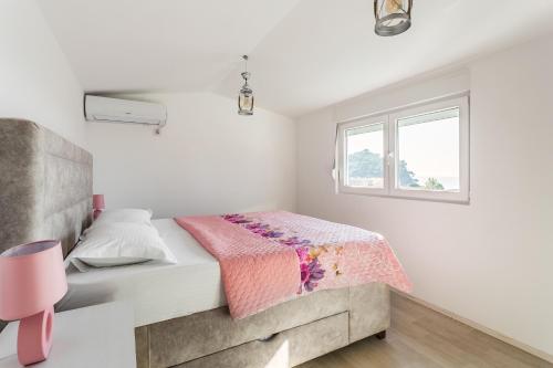 Apartment - Split Level photo 2