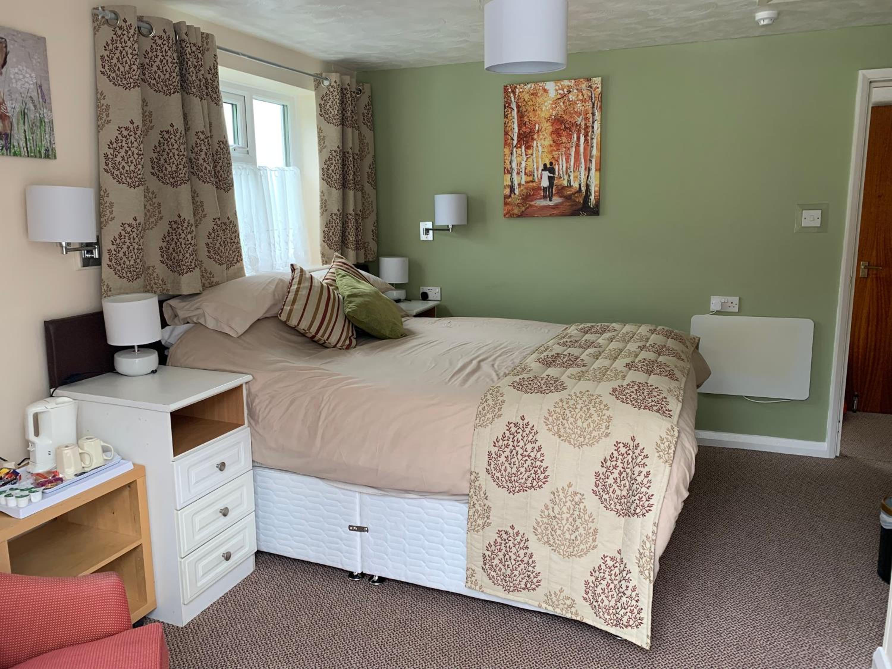 Double Room with Balcony - Photo 3