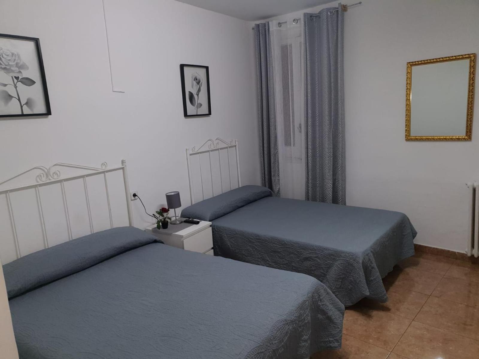 Habitación Cuádruple con Baño Privado