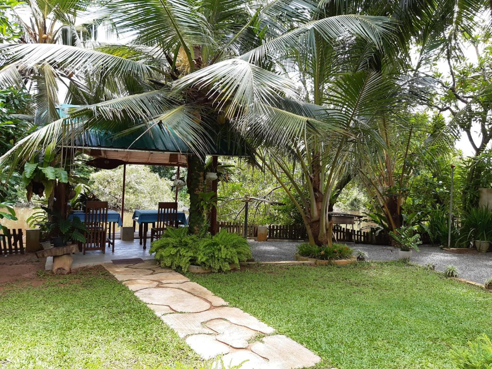Deluxe Double Room with Balcony photo 1