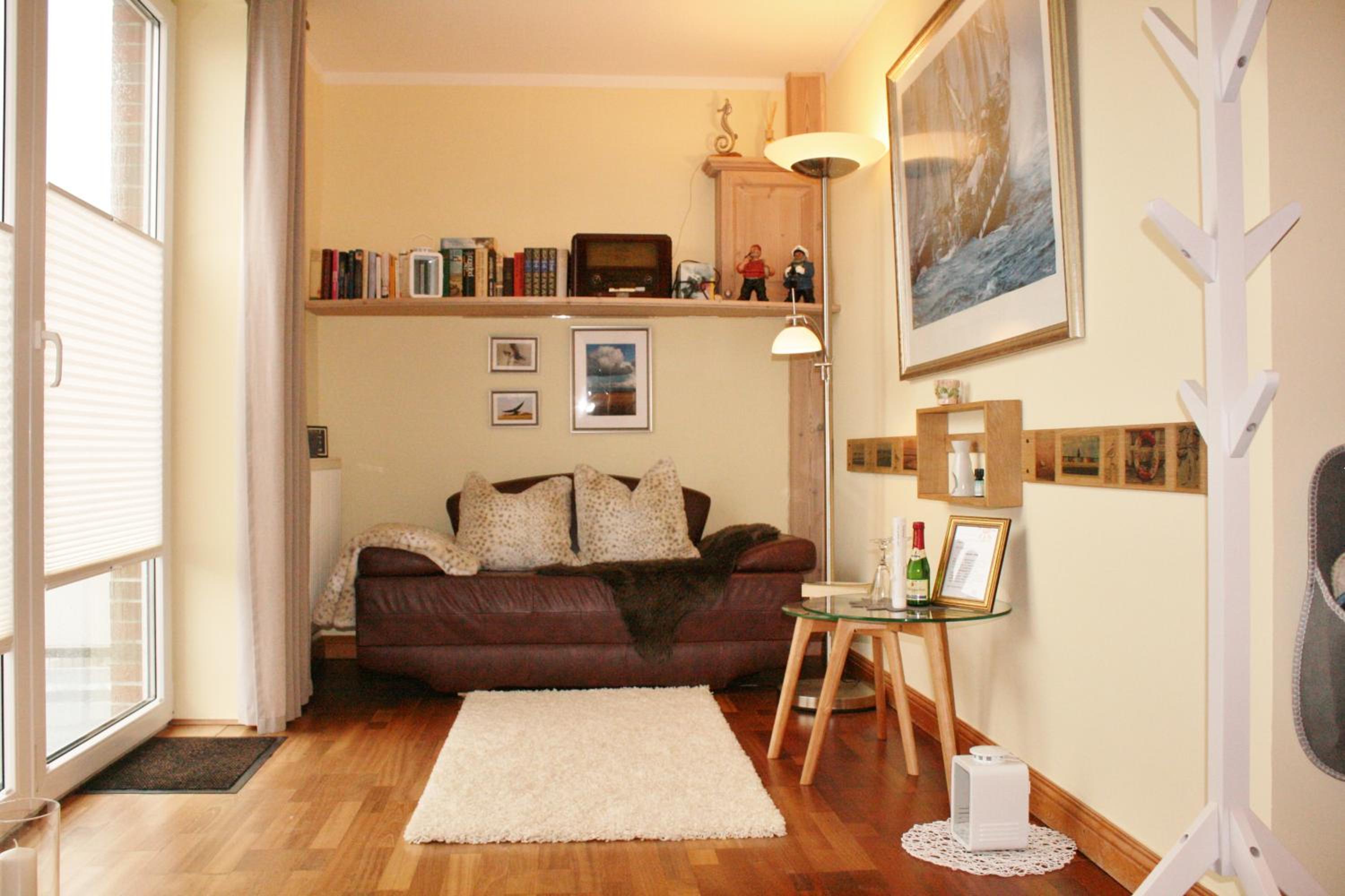 Apartment with Balcony photo 1