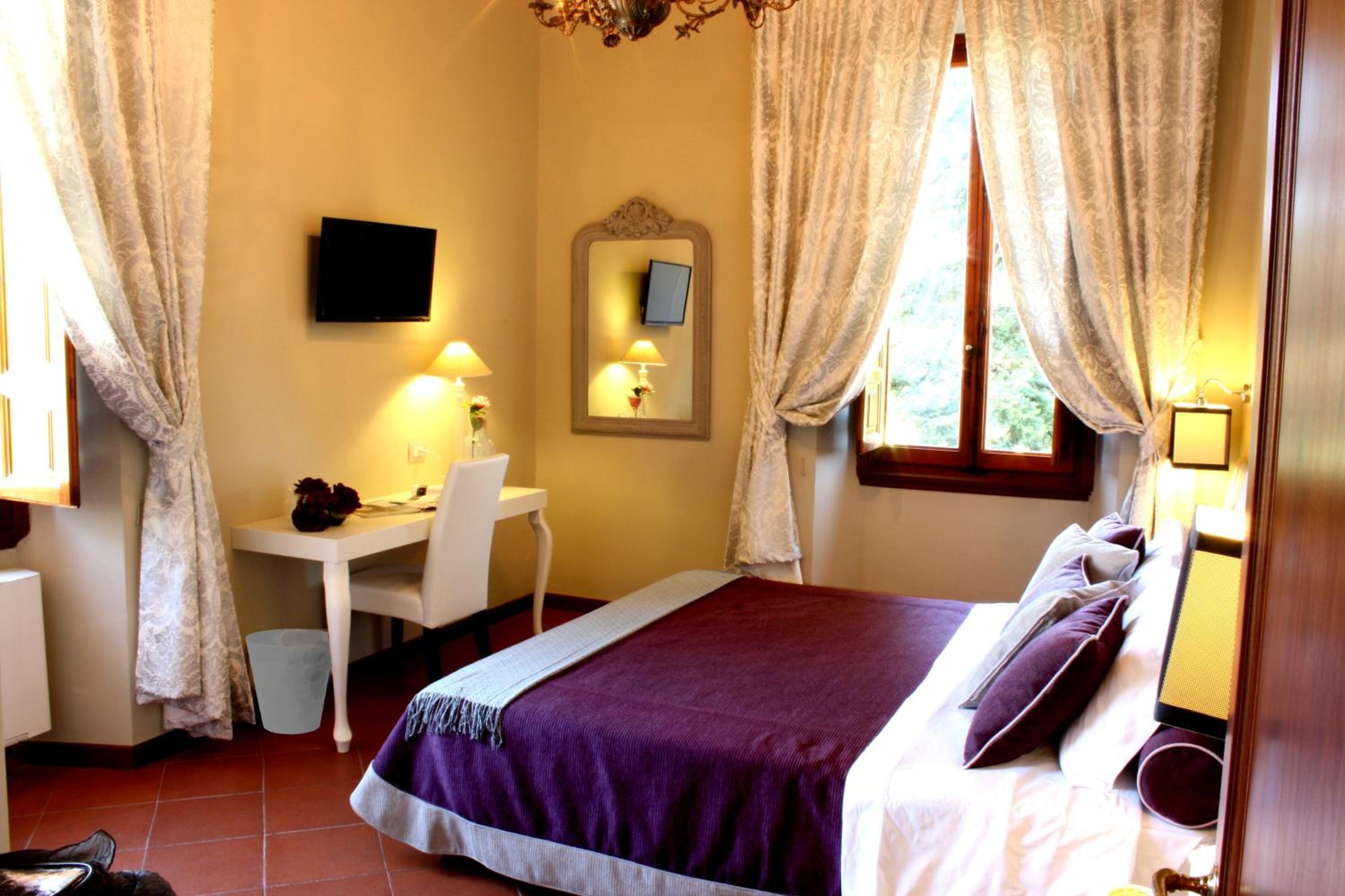 Suite - Annex - Photo 2