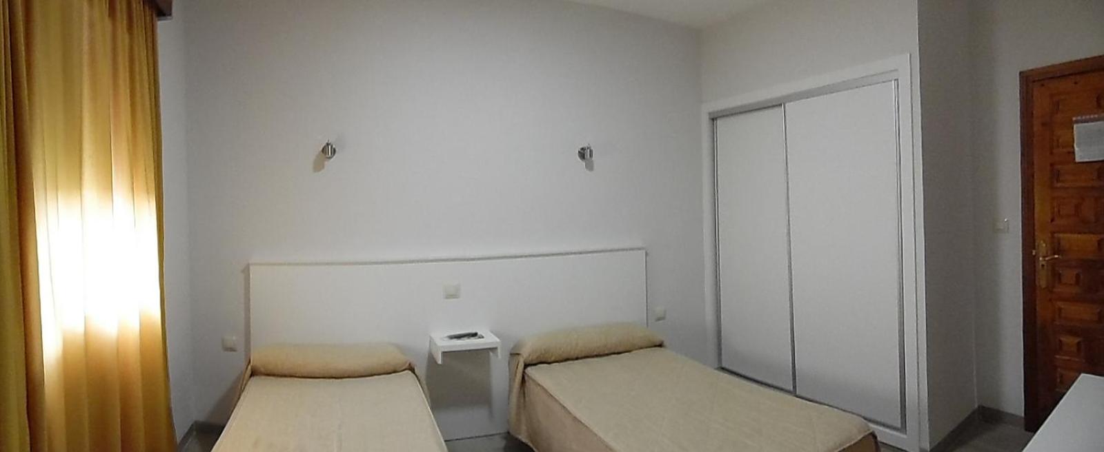 Habitación Doble con Baño Privado