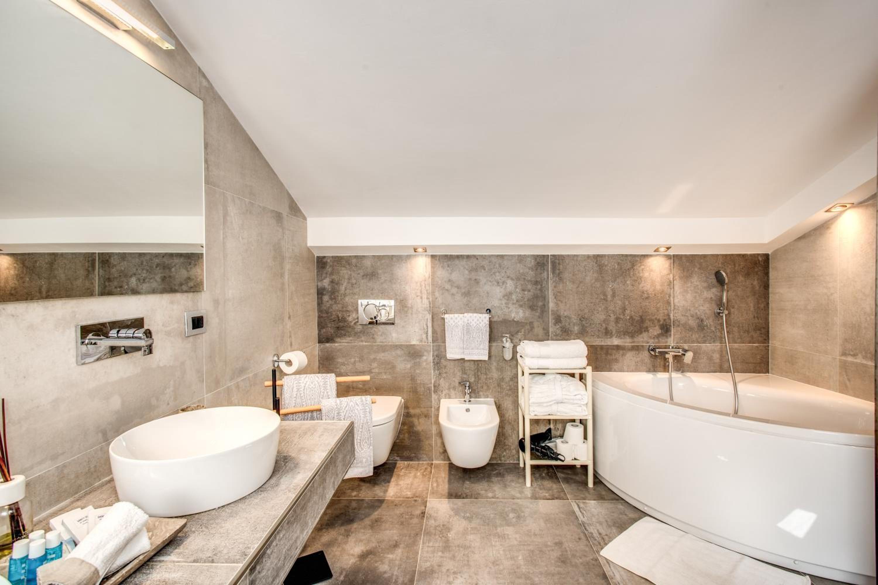 Executive Suite photo 3