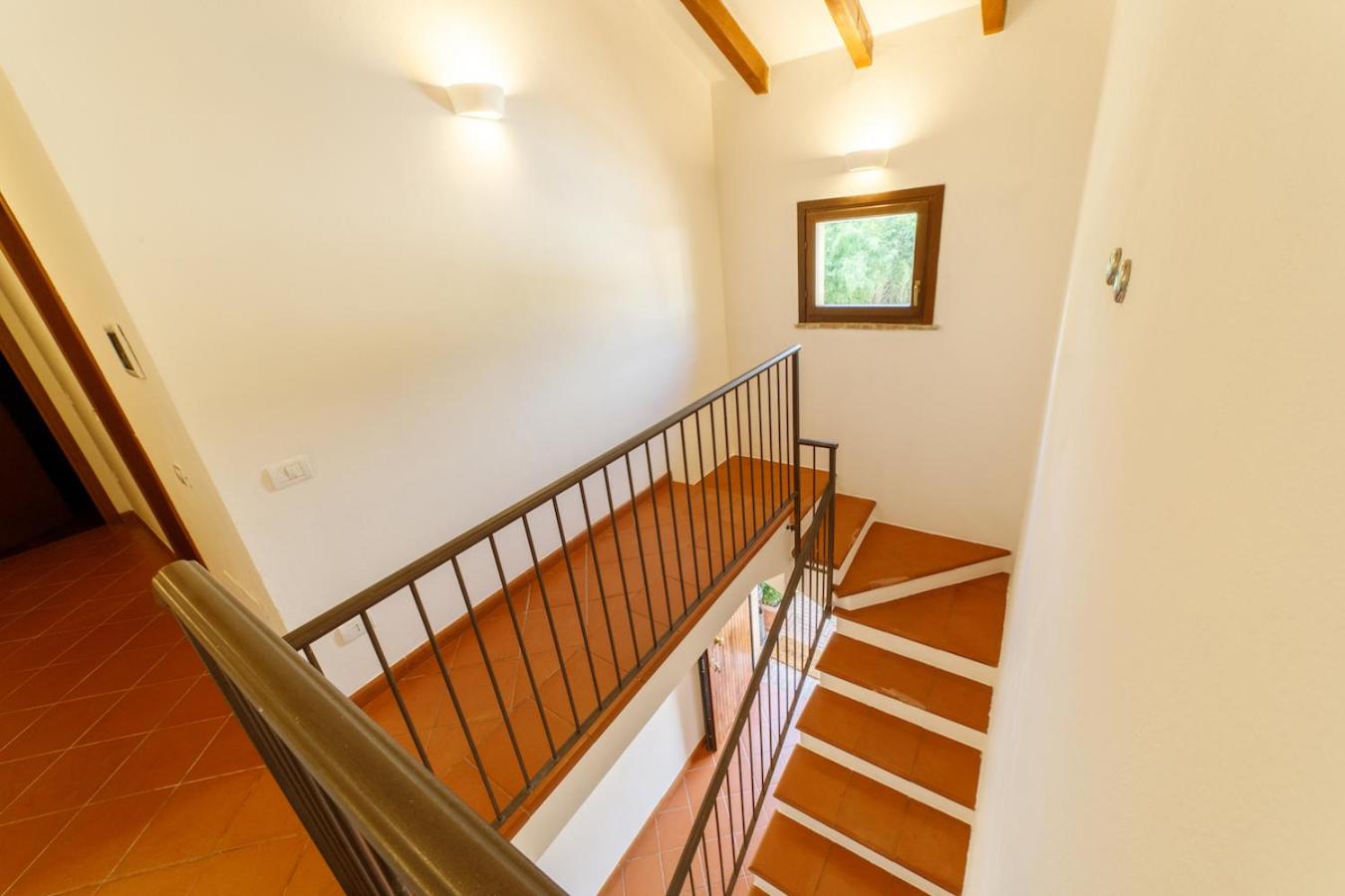 Two-Bedroom Apartment - Photo 11