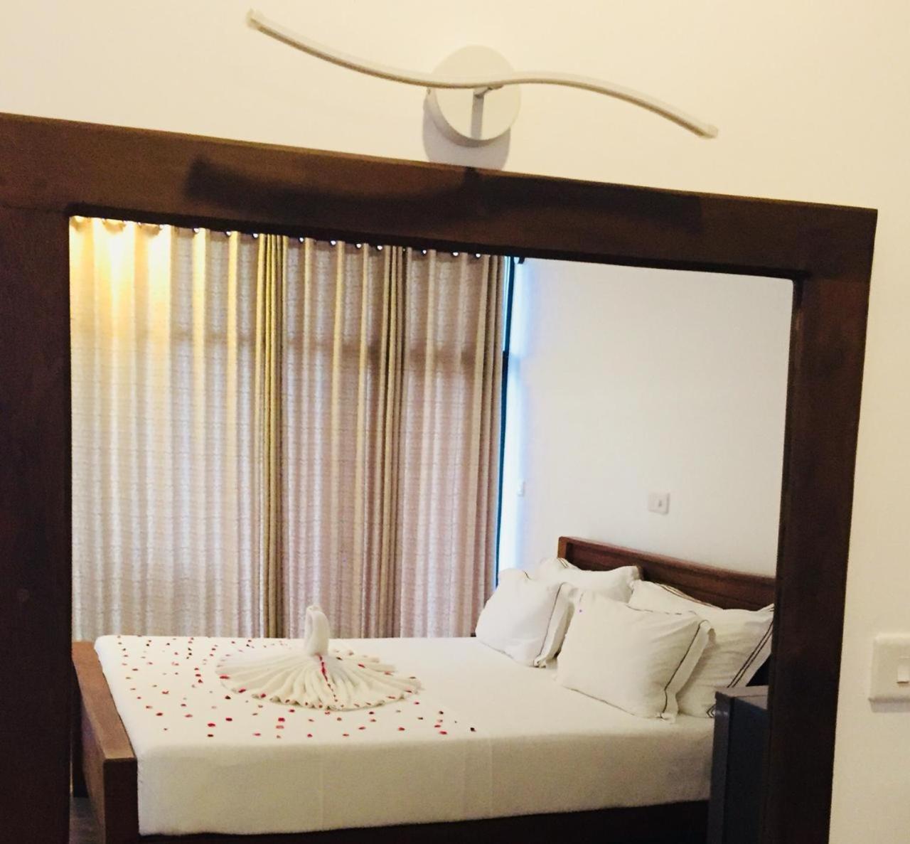 Deluxe Double Room with Sea View photo 2