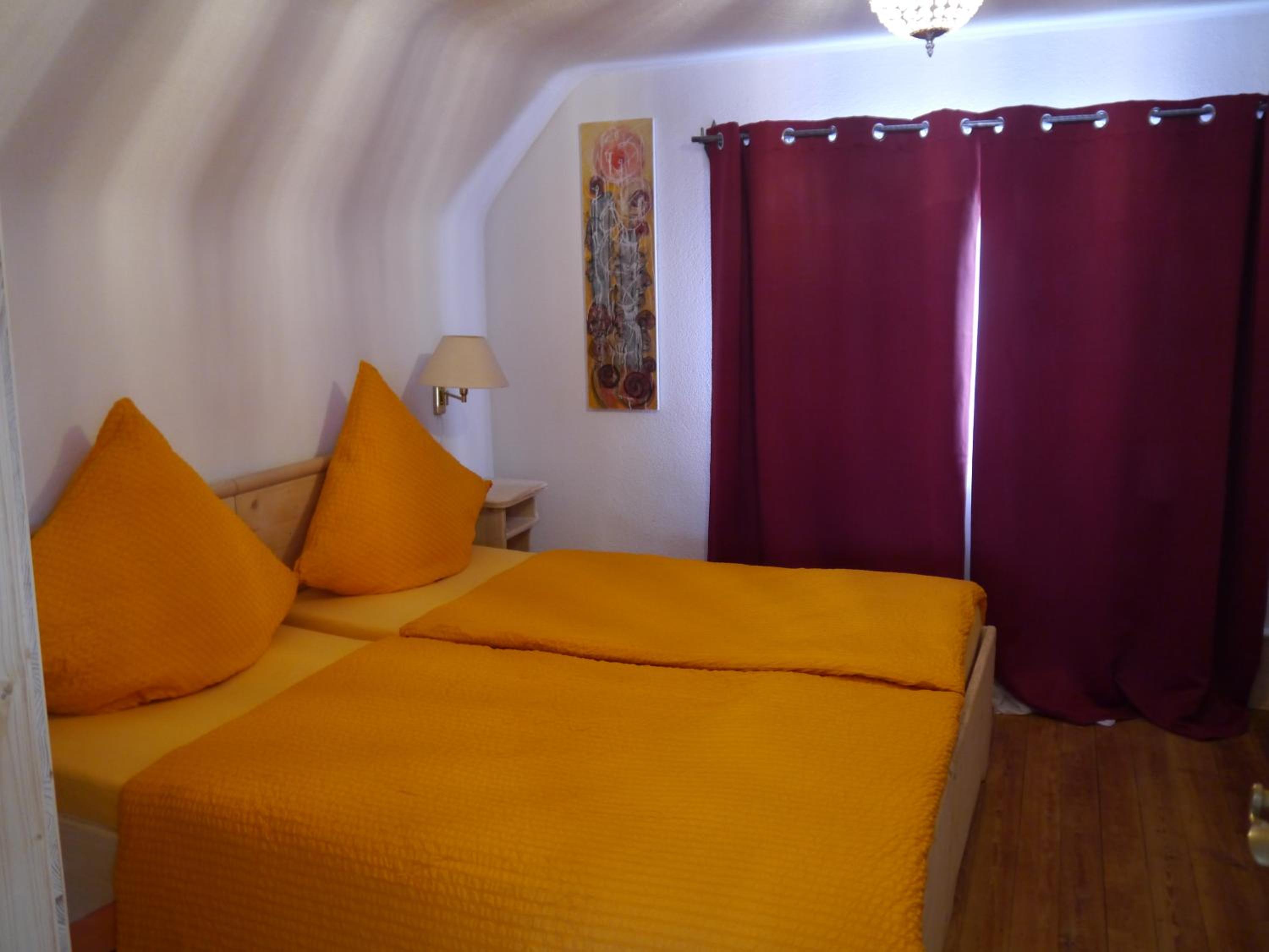 One-Bedroom Apartment - Photo 14