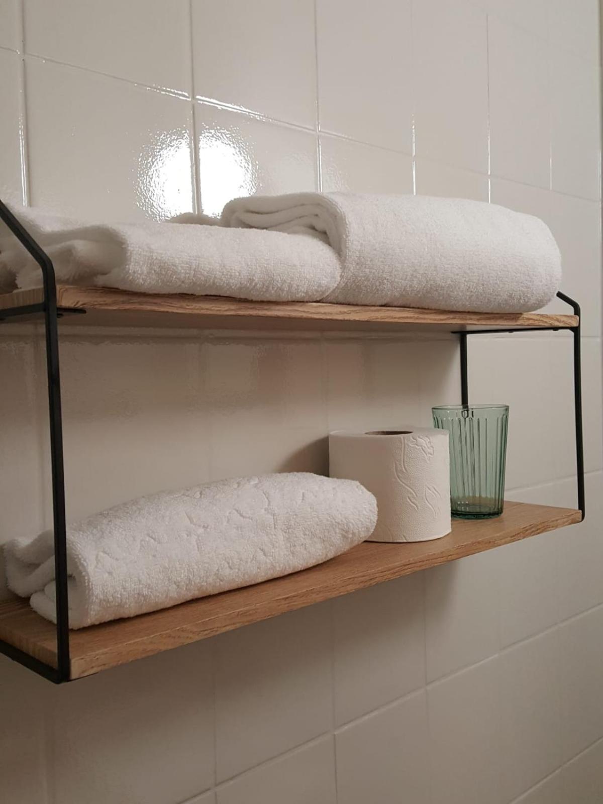 Single Room with Bathroom photo 3