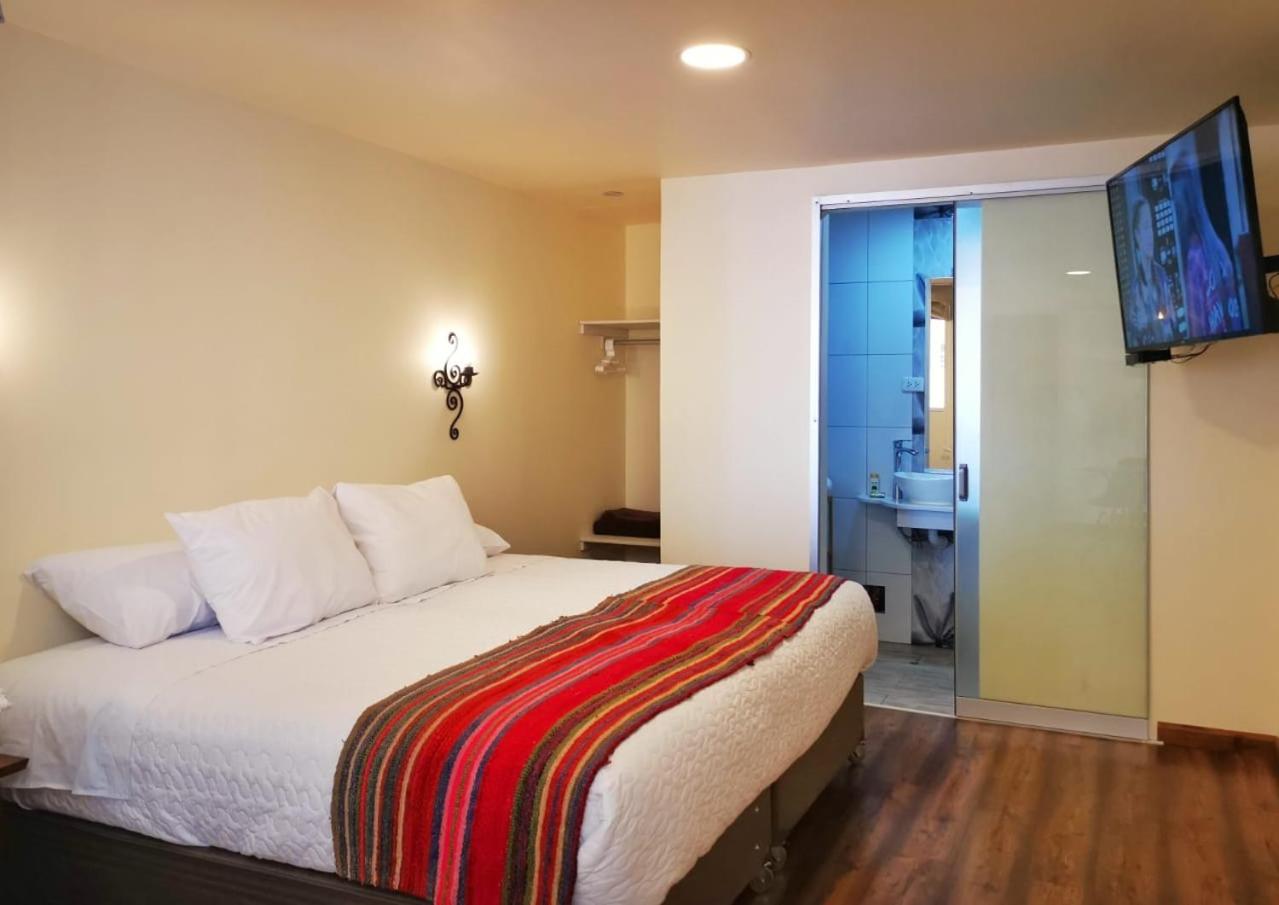 Double or Twin Room photo 2