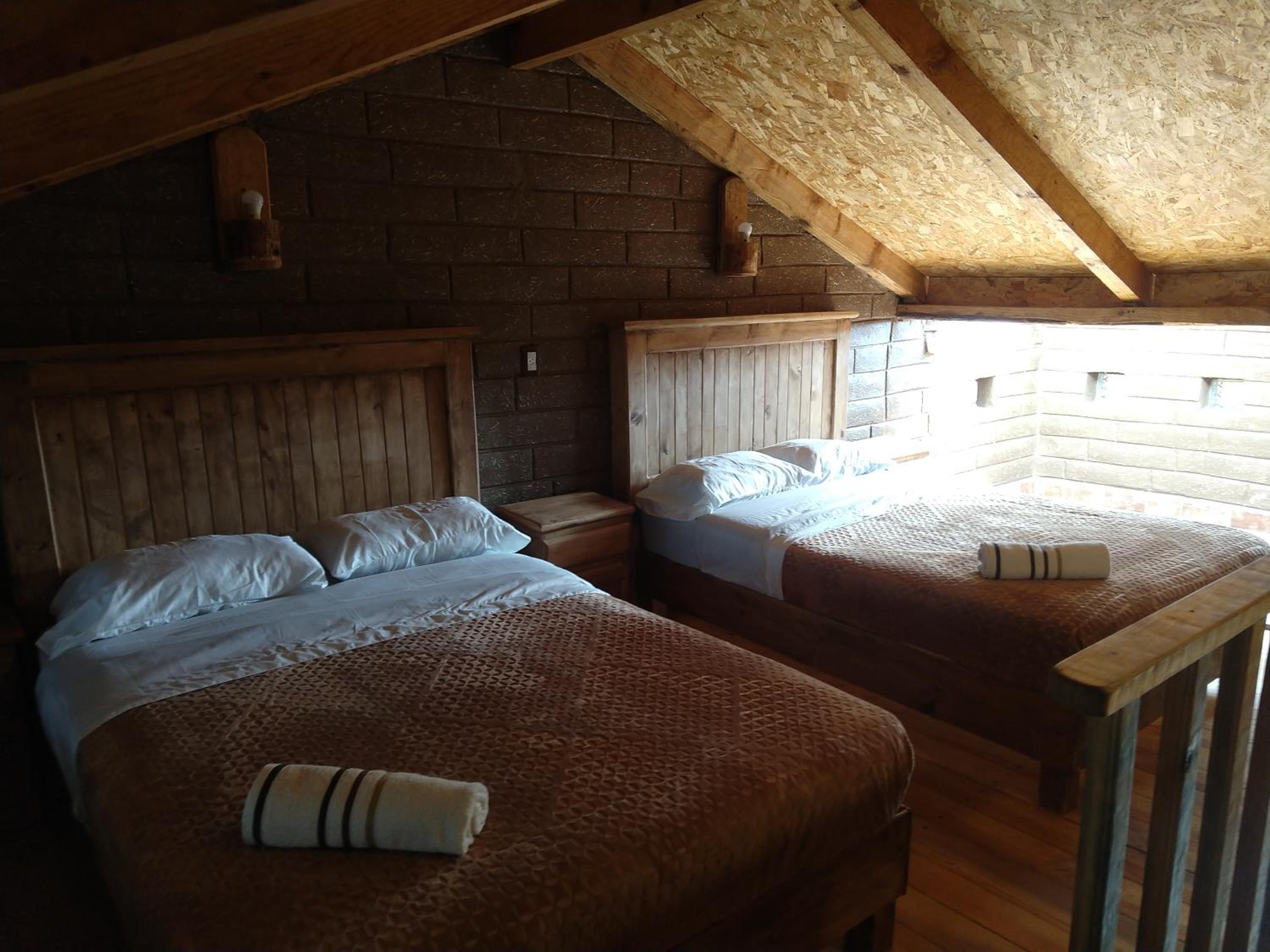 Triple Room with Private Bathroom - Photo 2
