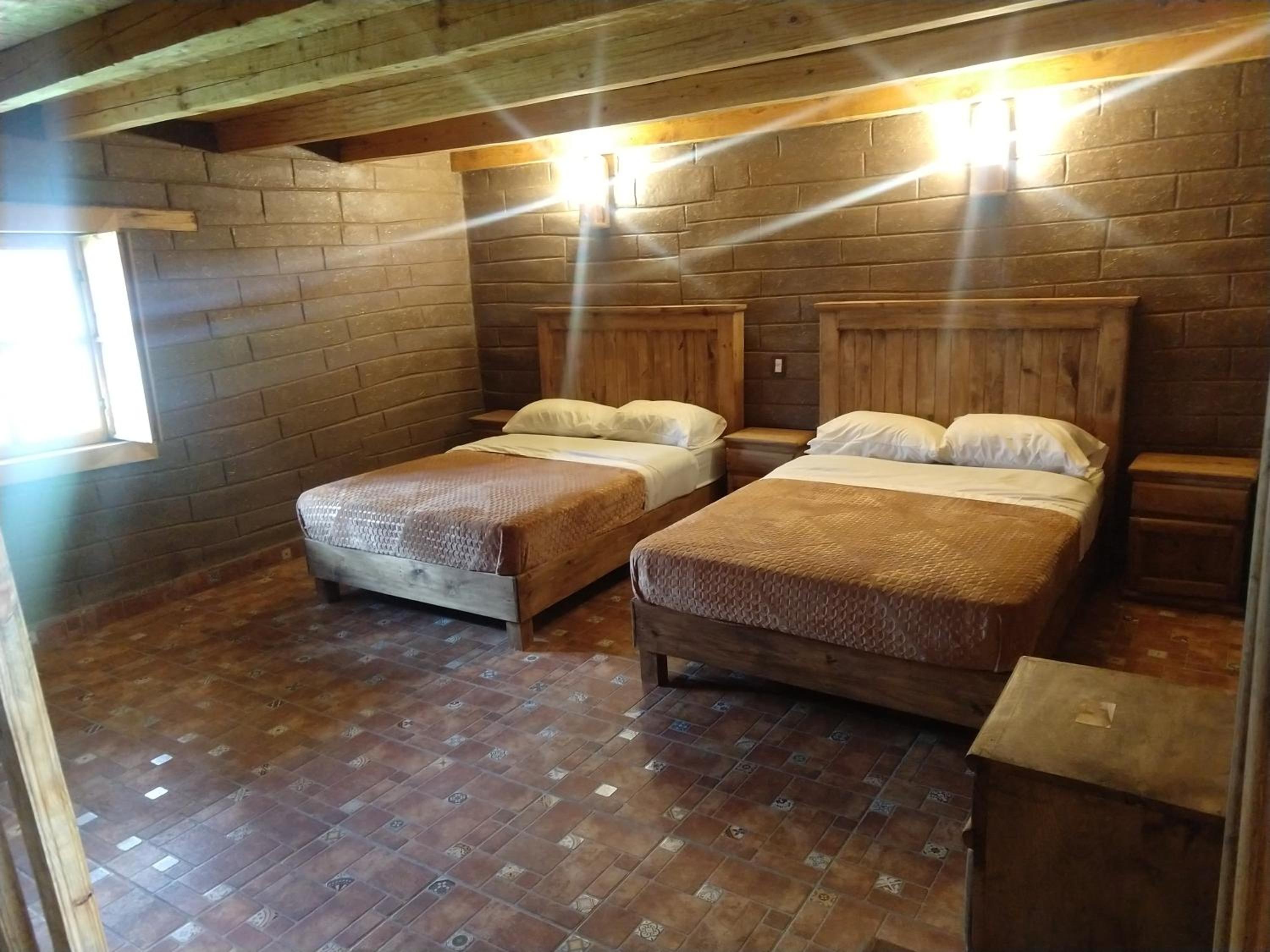 Quadruple Room with Private Bathroom - Photo 1