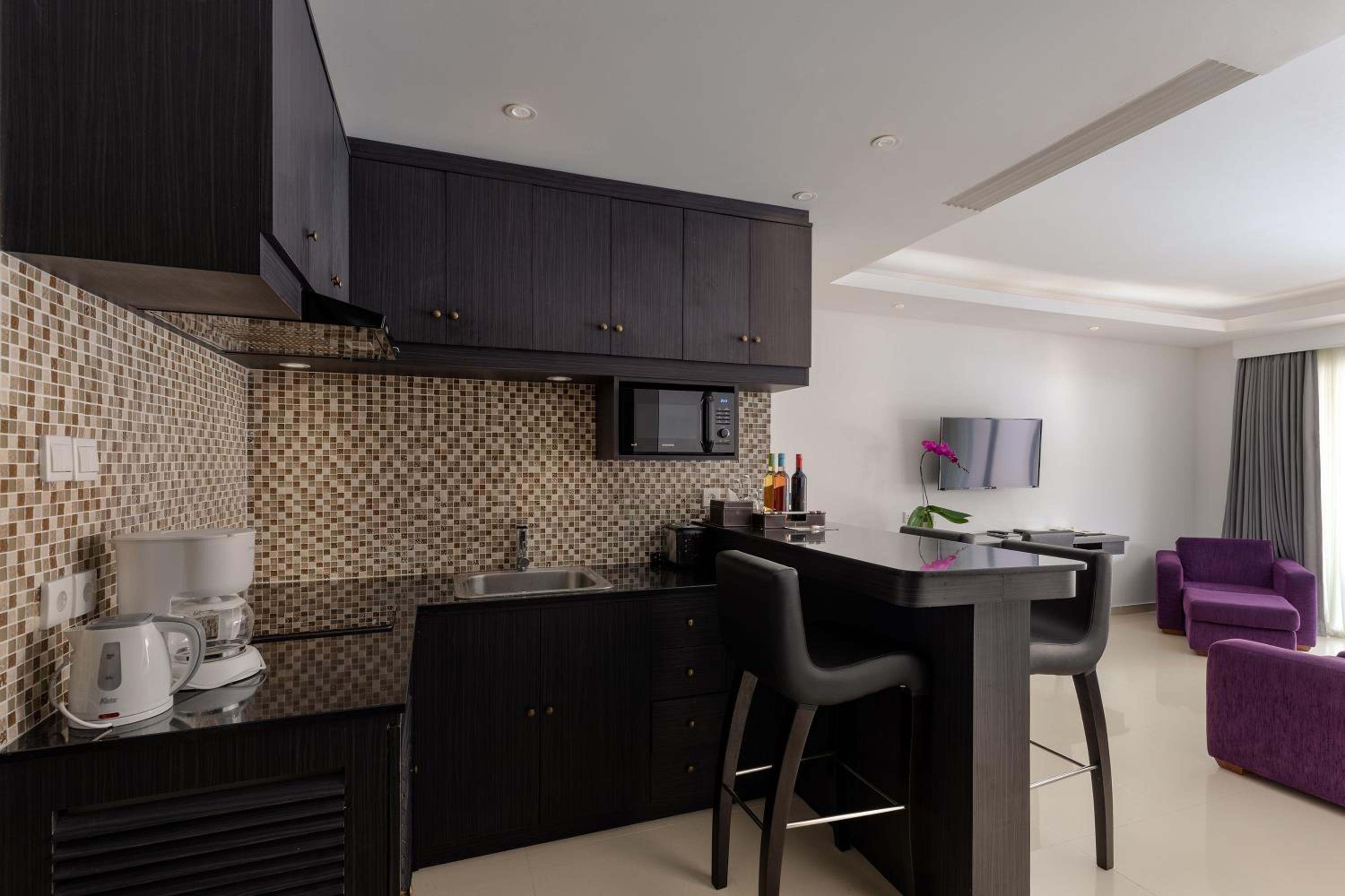 One Bedroom Deluxe Villa with Private Pool - Photo 3
