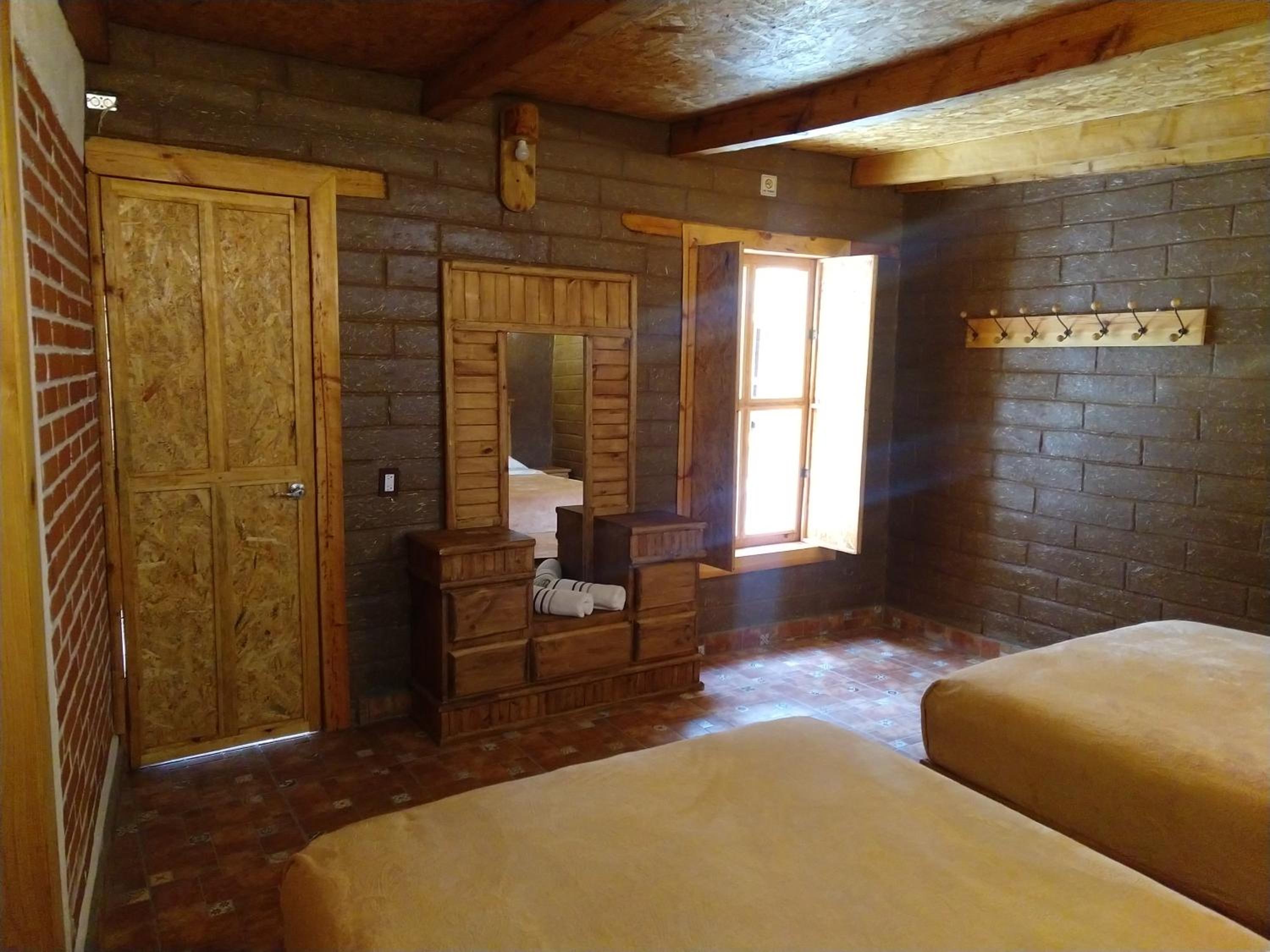 Double Room with Two Double Beds - Photo 9
