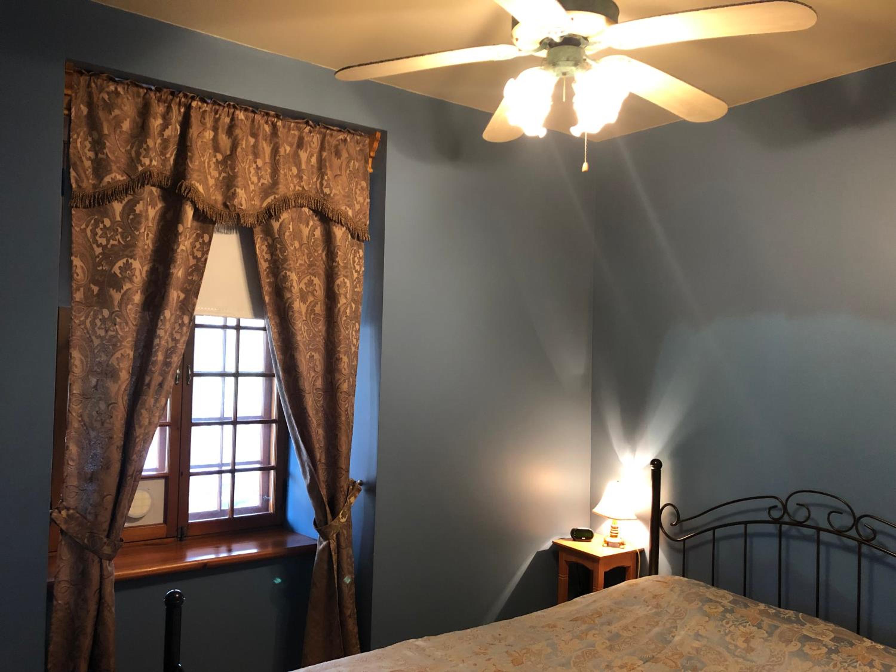 Suite with Fireplace photo 3