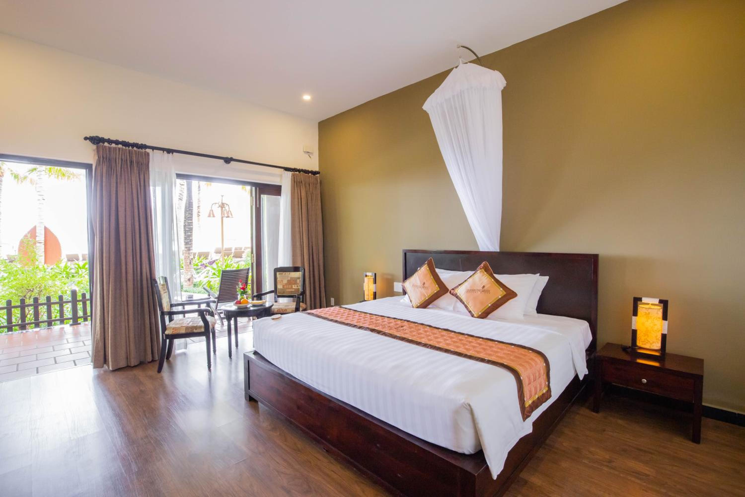 Diamond Bungalow with Sea View - Photo 12