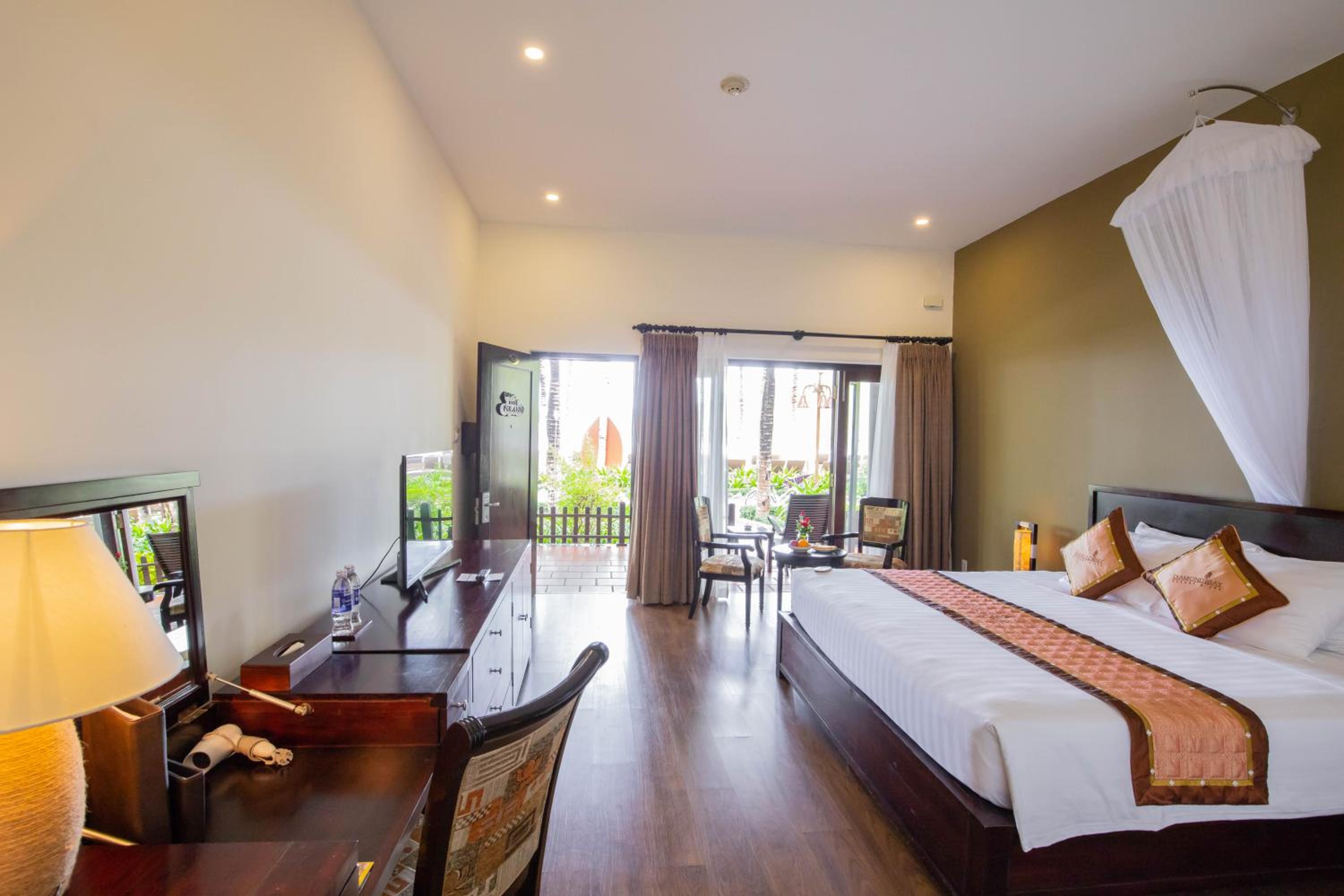 Diamond Bungalow with Sea View - Photo 4