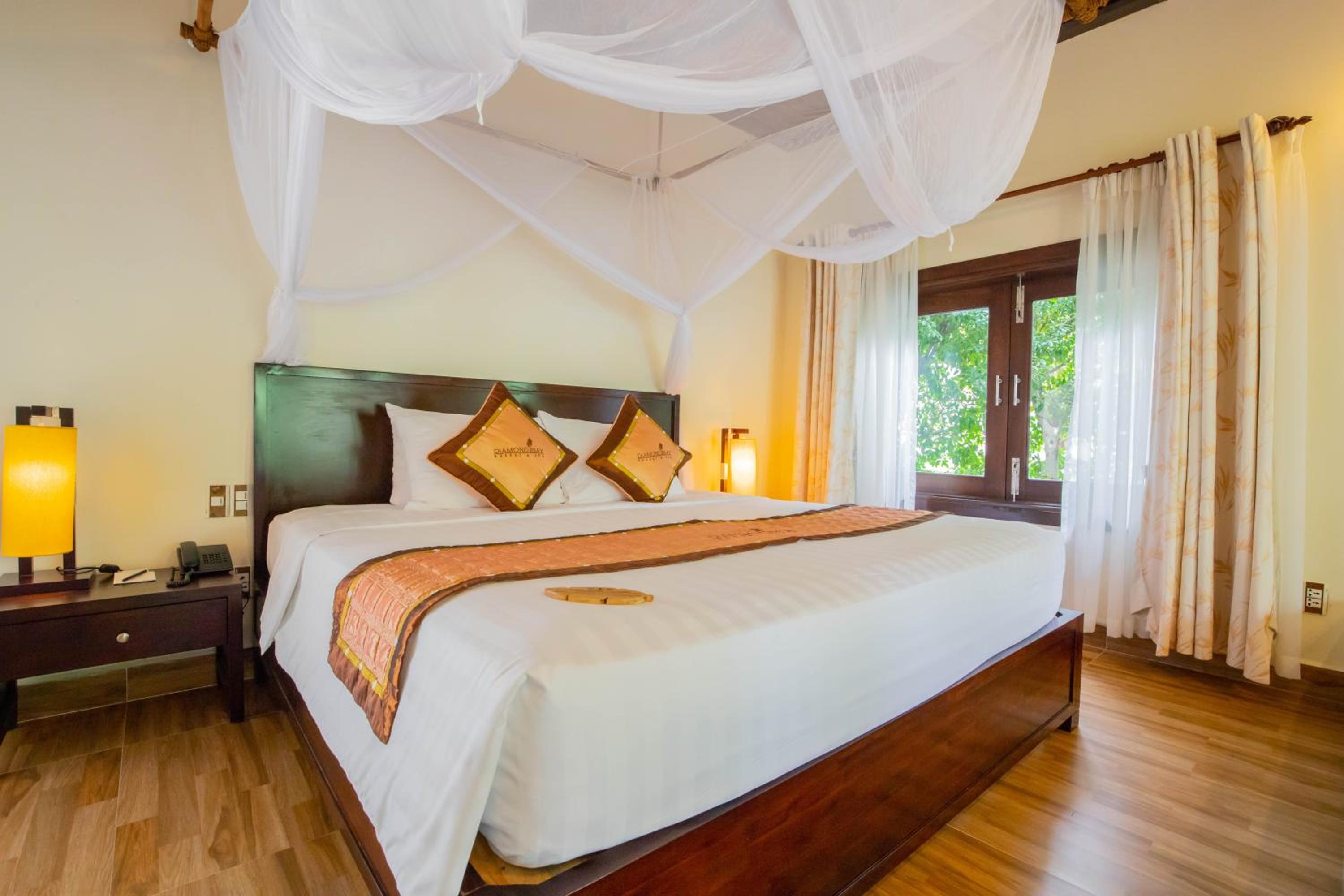 Jacuzzi Bungalow photo 2