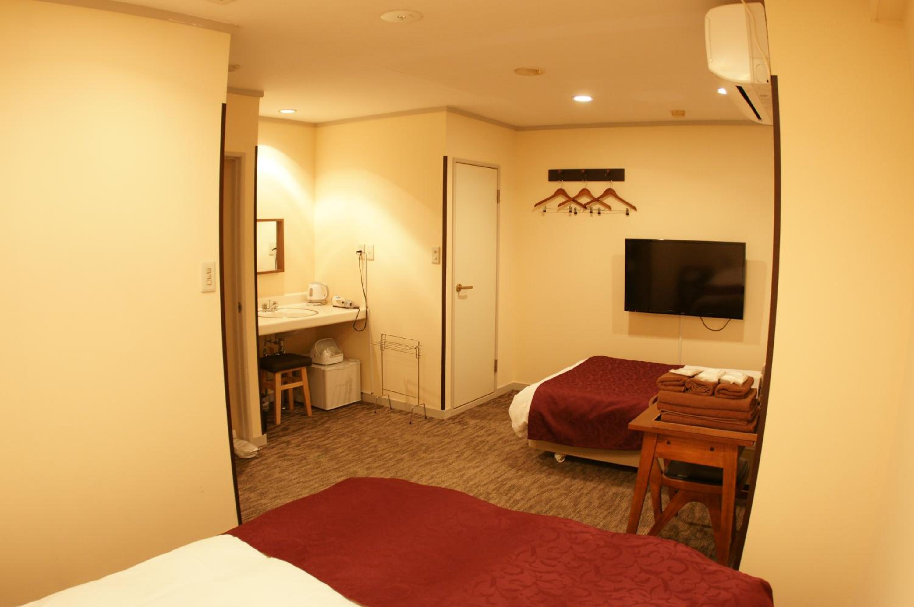 Family Room photo 3