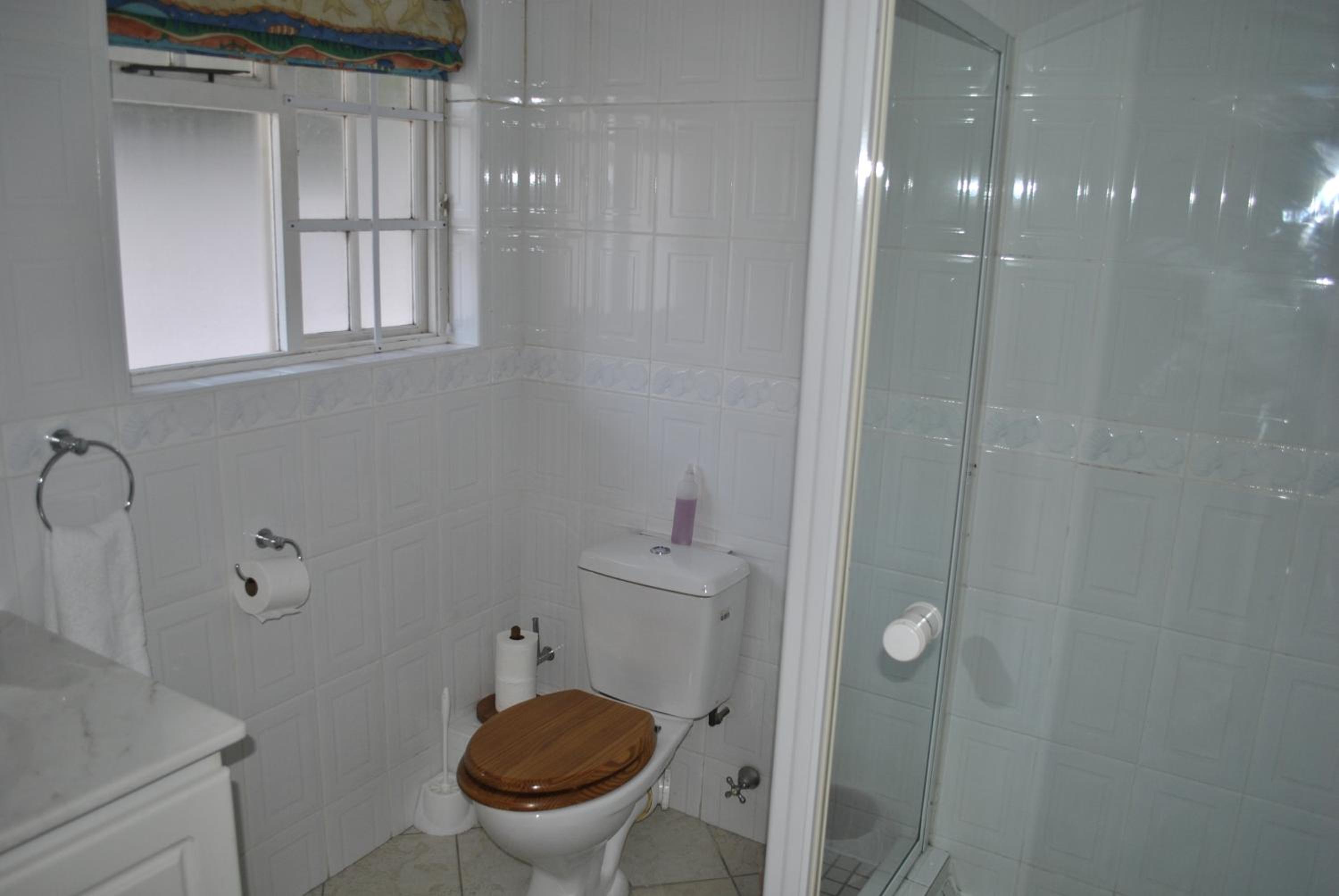 Standard Double Room - Photo 5