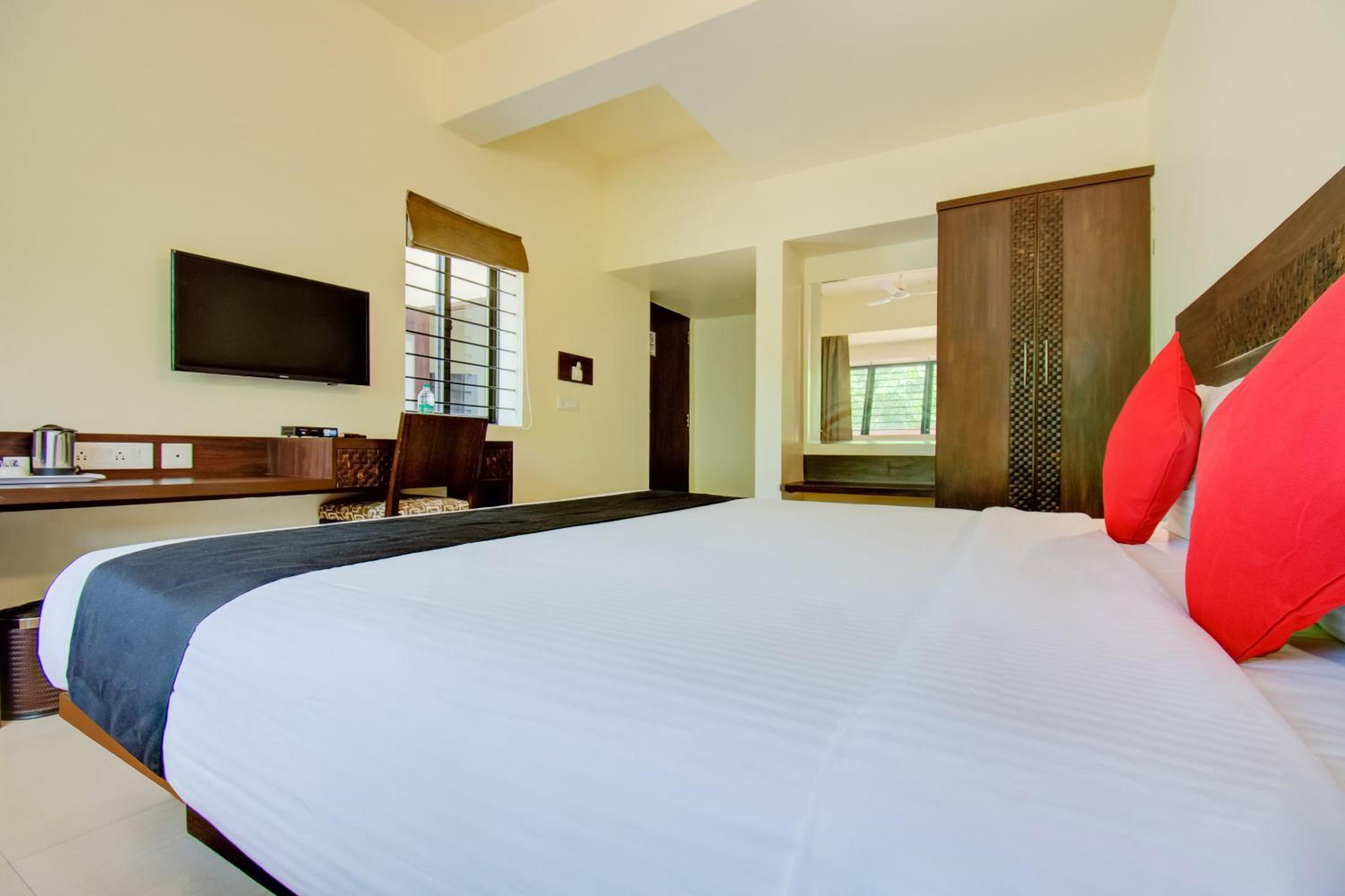 Queen Room