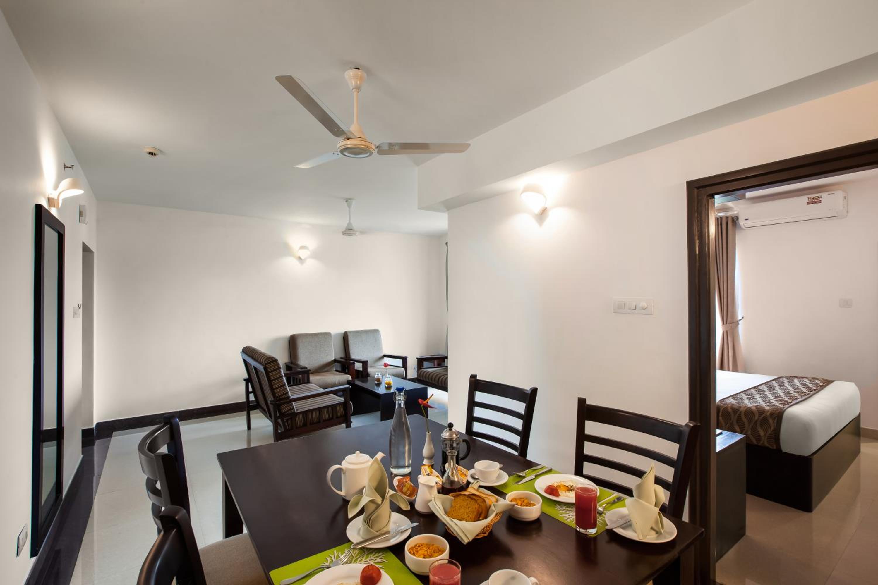 2 Bed Room Family Suite With Balcony - Photo 7