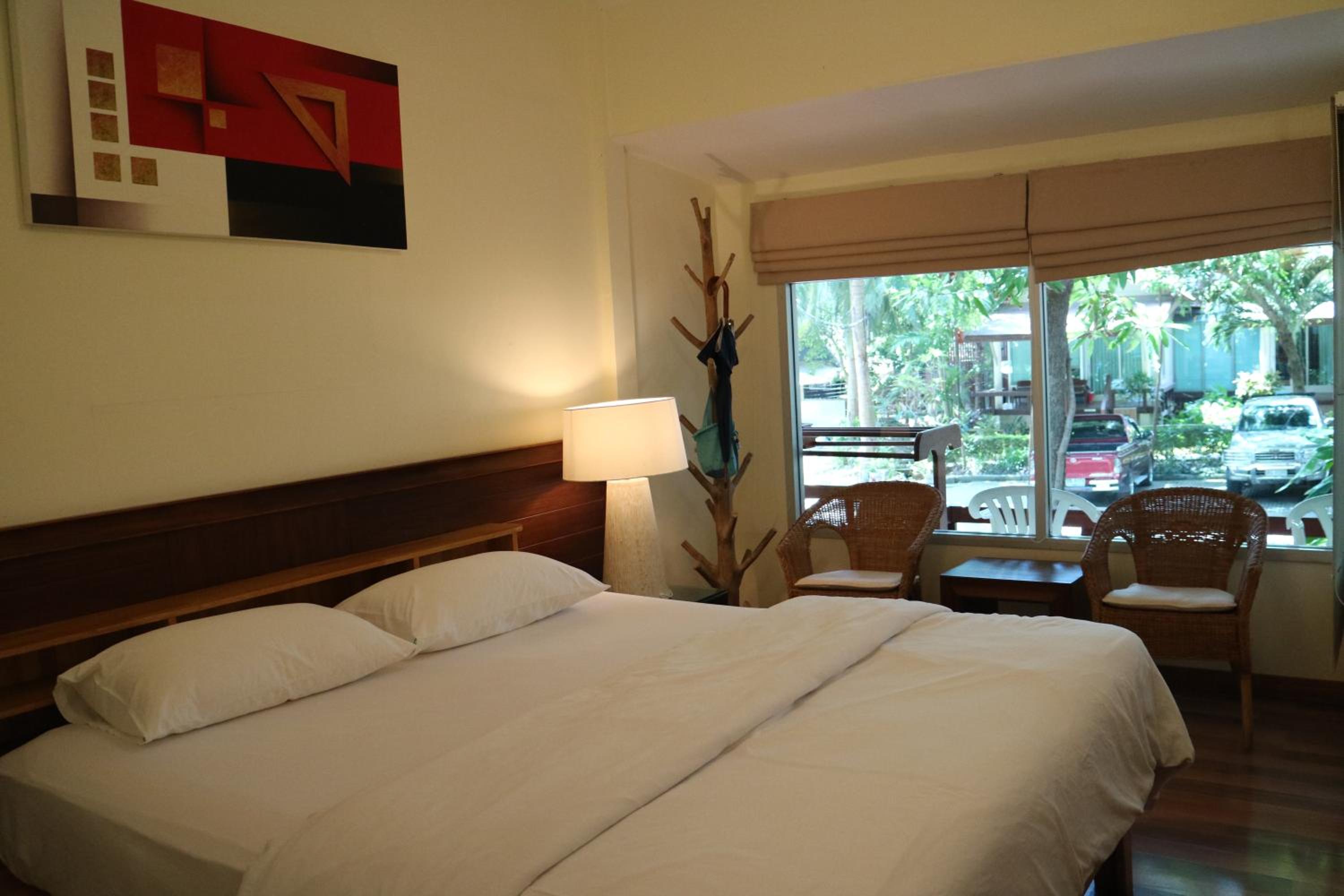 Double or Twin Room with Garden View photo 2