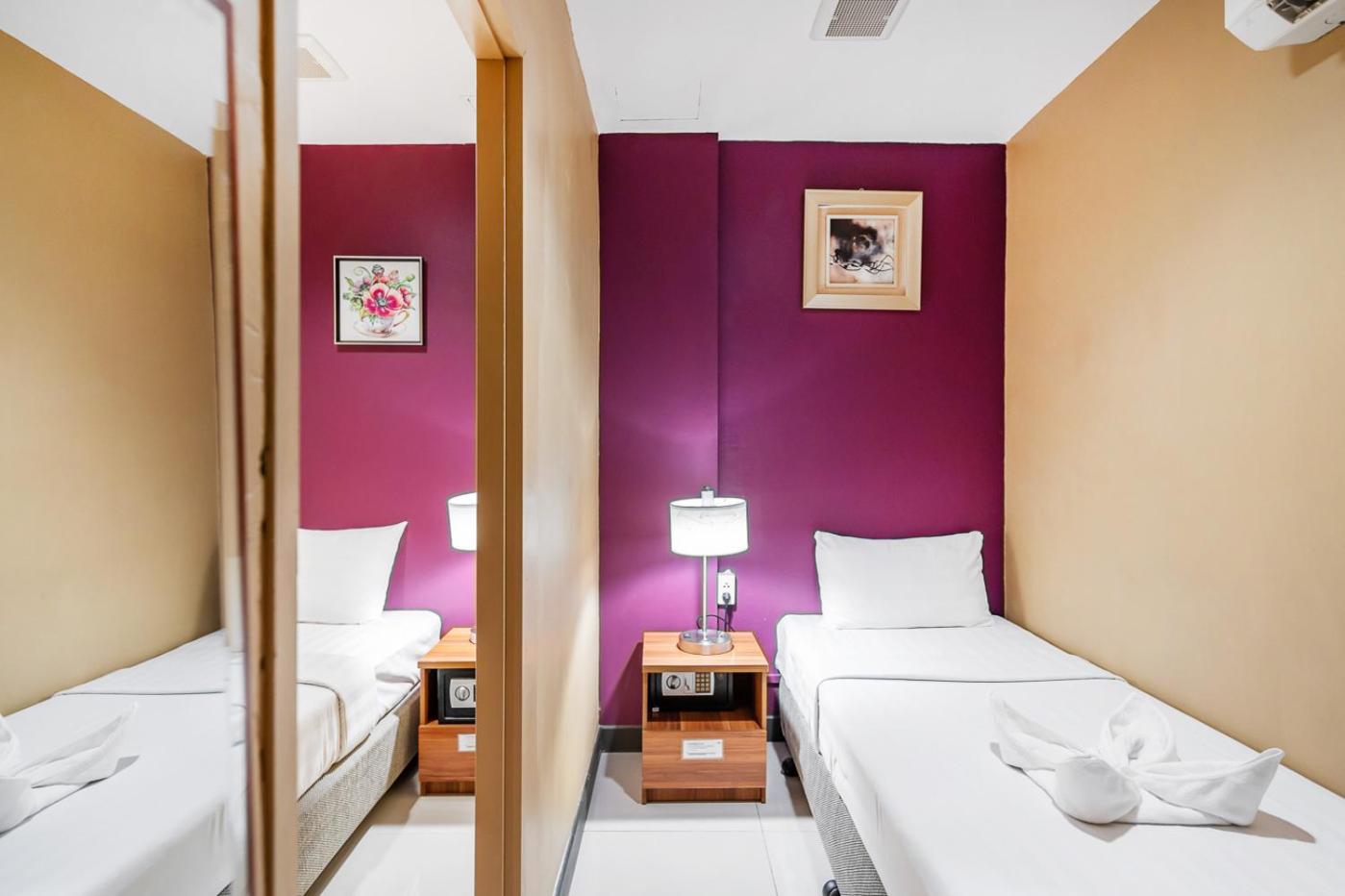 Standard Twin Room Connecting (No window) photo 1