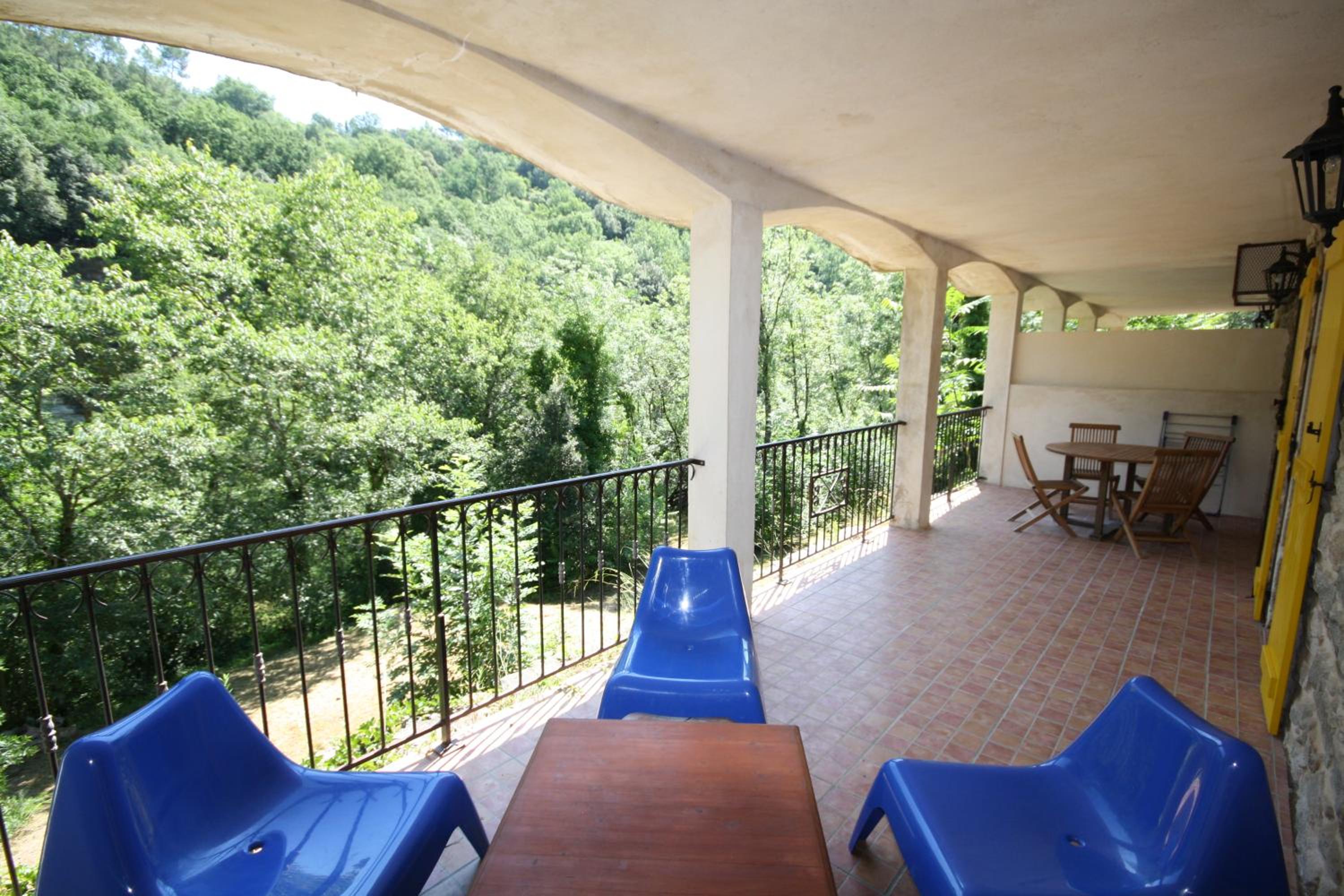 Family Room with Terrace - Photo 9