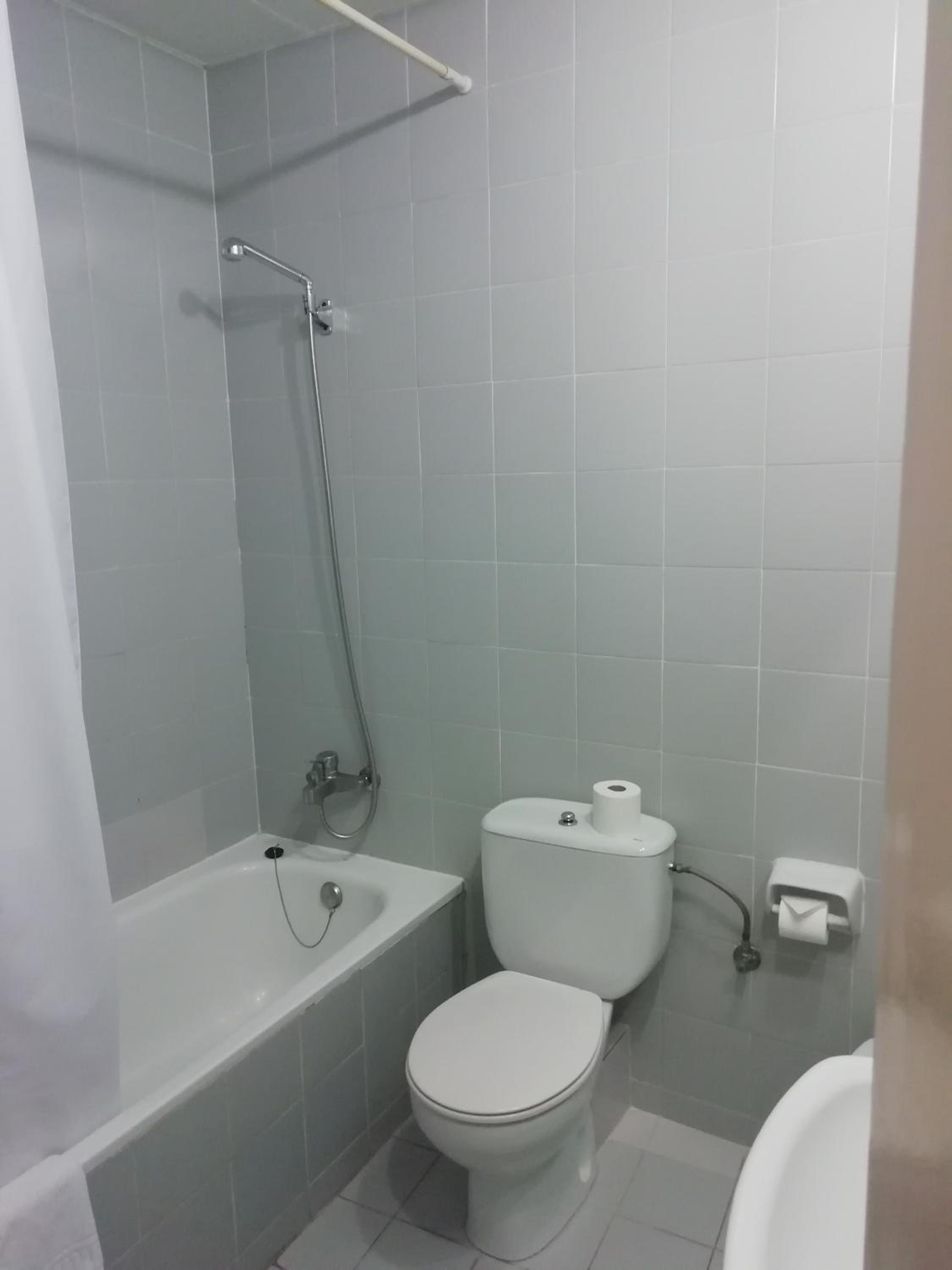 Budget Double Room with private bathroom photo 3