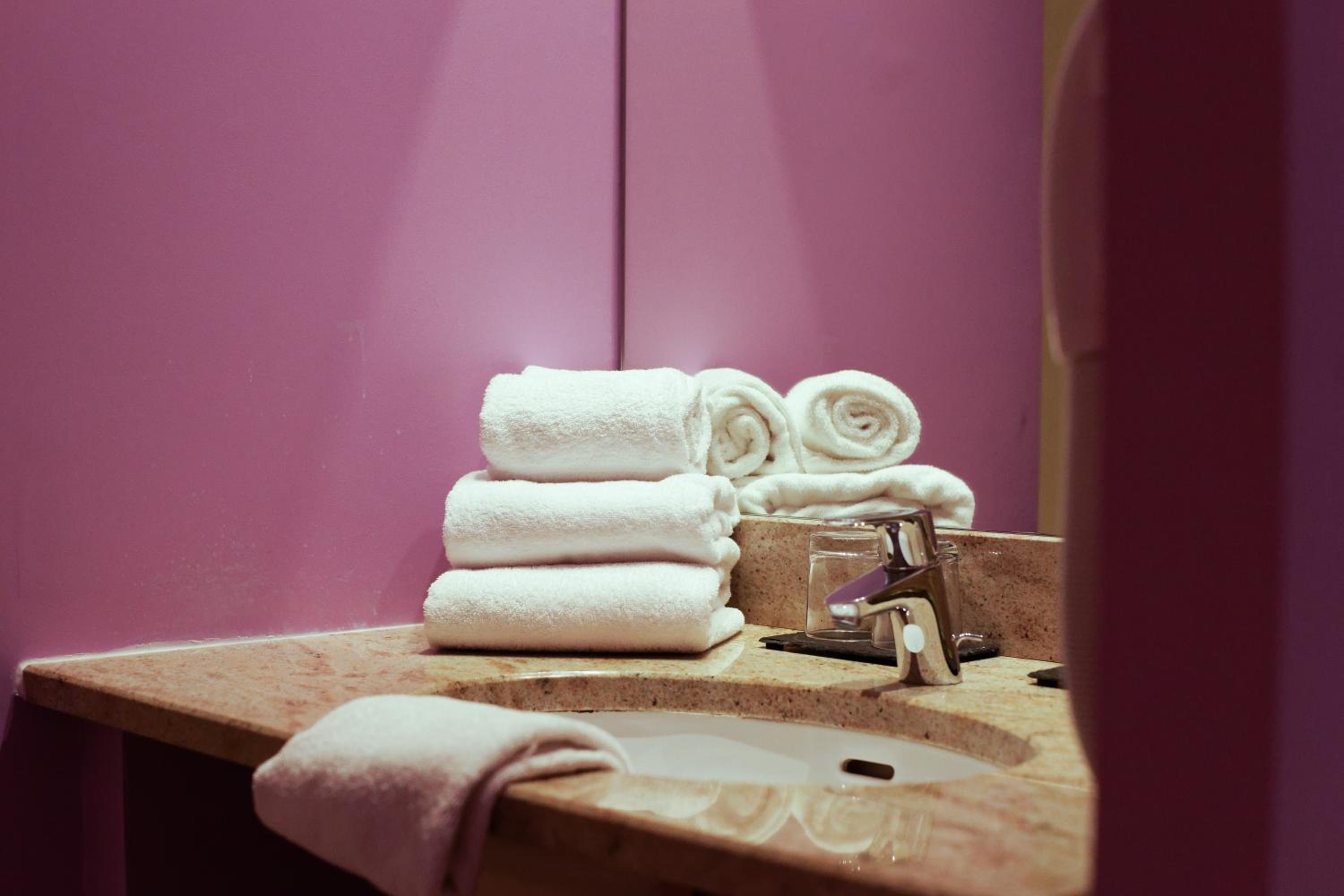 Standard Double Room - Photo 6