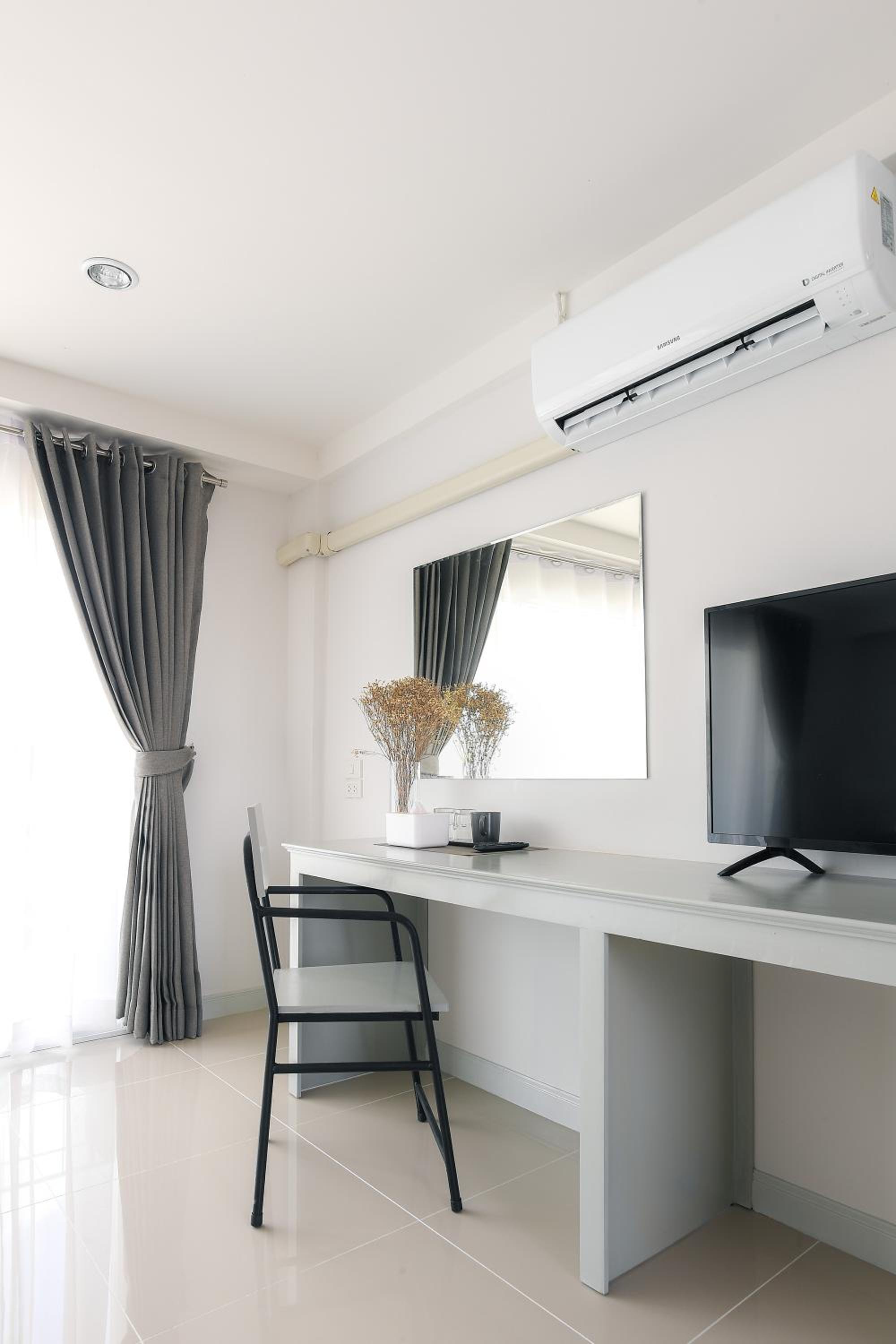 Standard Double Room - Photo 2