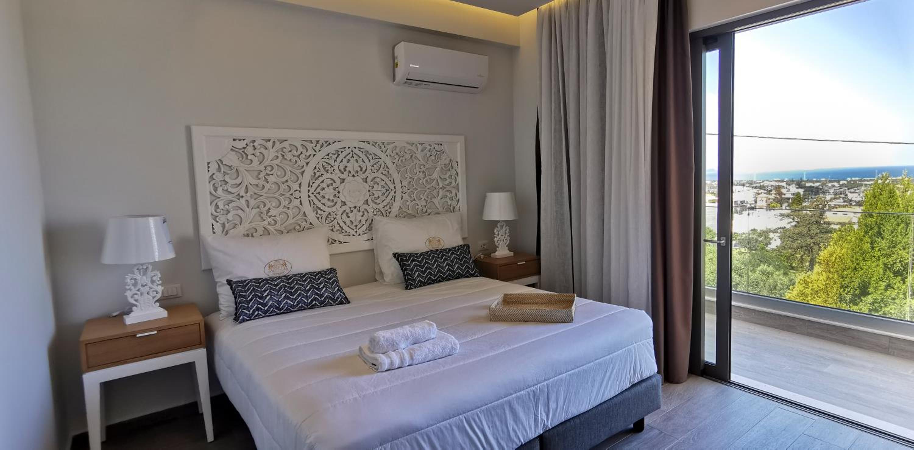 Superior Double or Twin Room with Terrace