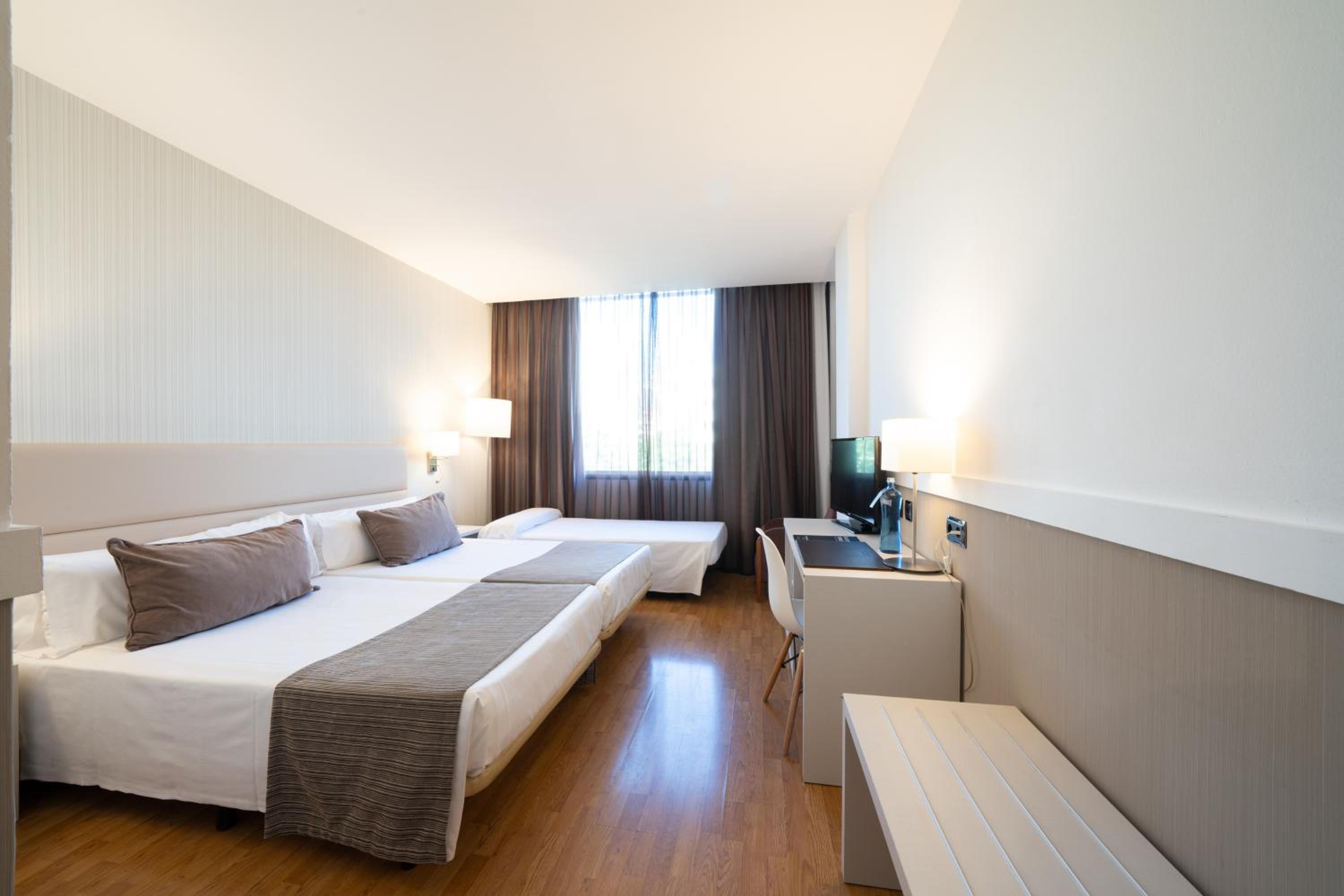 Triple Room - Photo 1