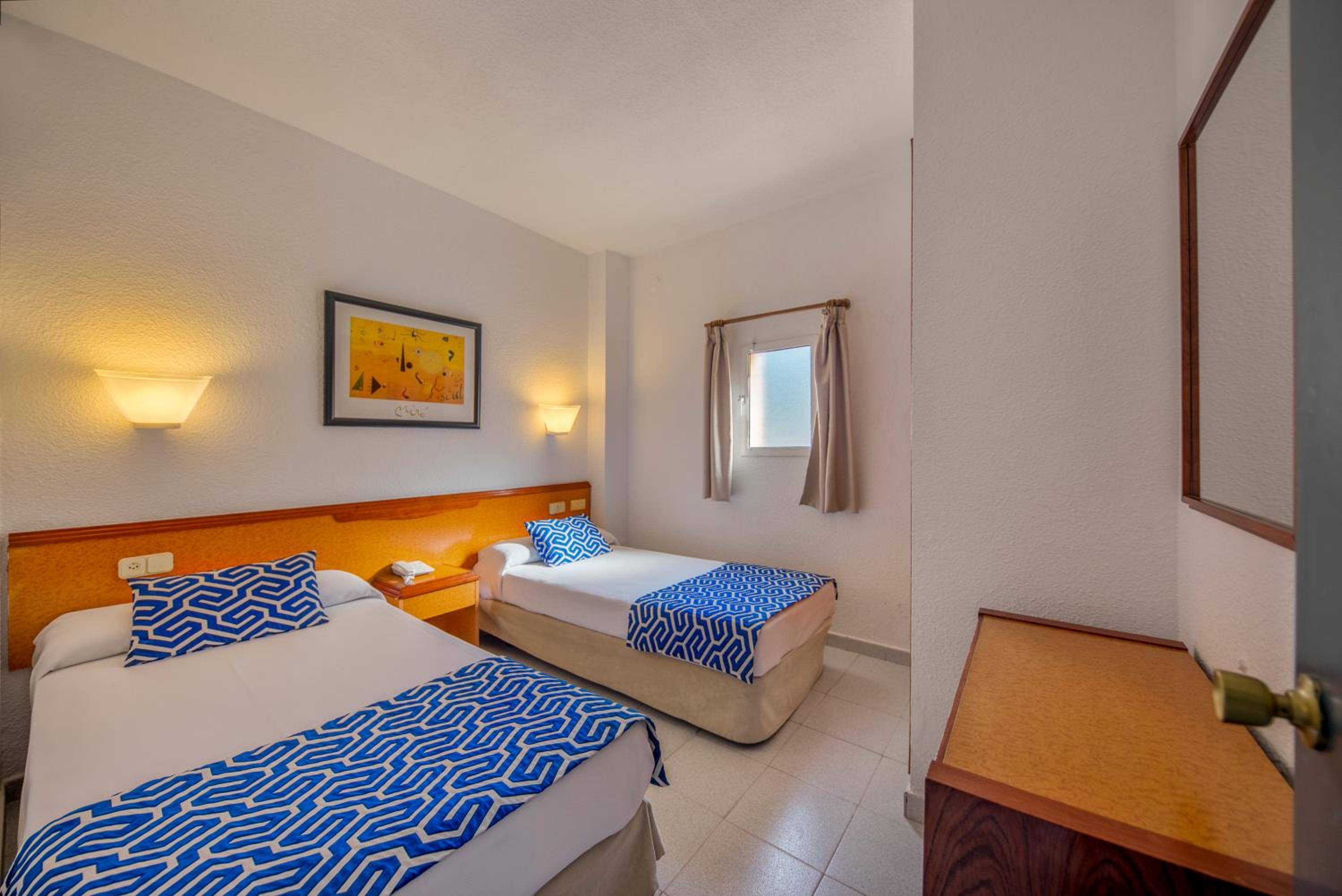 Habitación Doble (1 Adulto + 1 Niño)