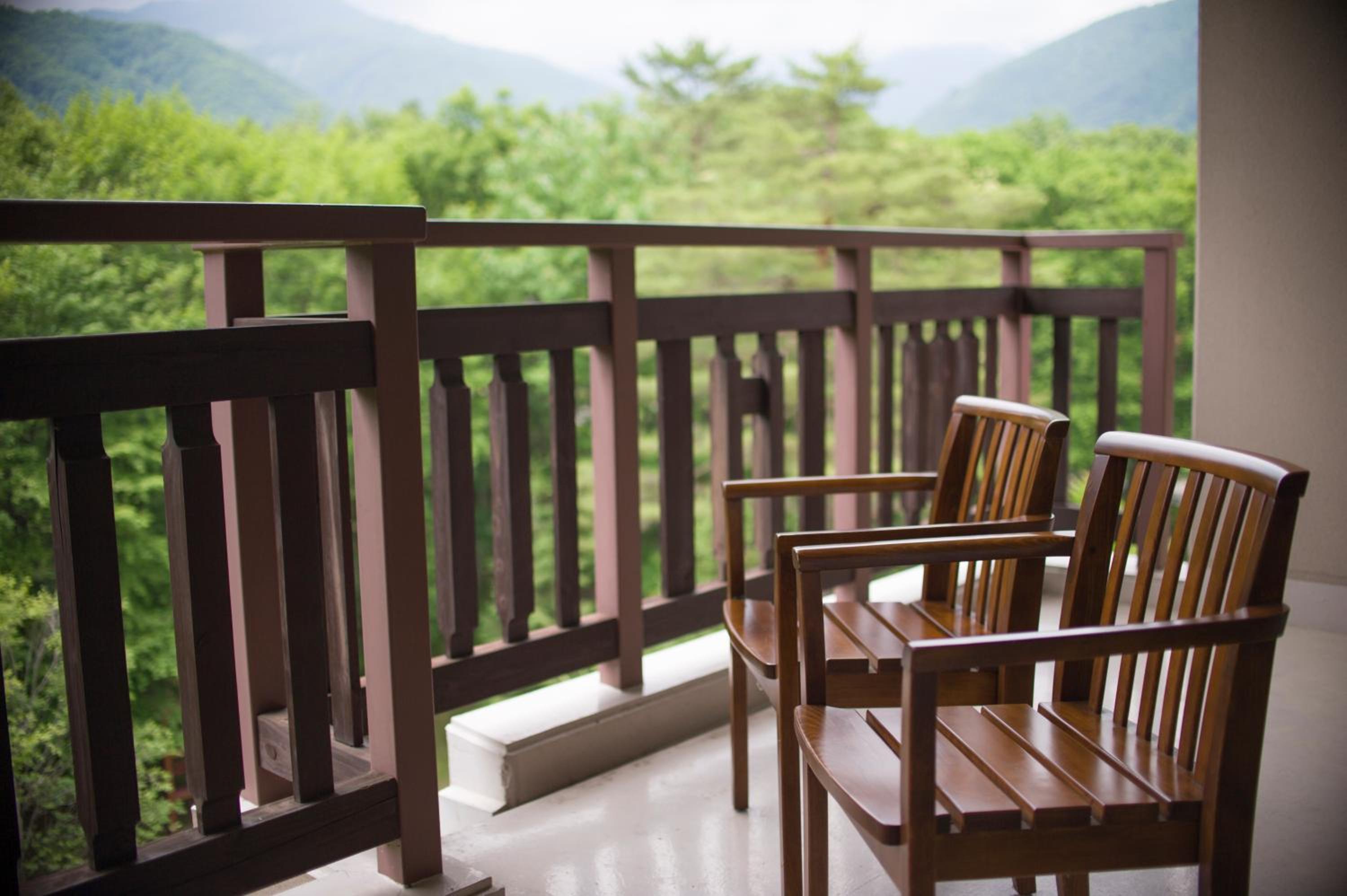 Deluxe Twin Room with Balcony - Photo 6