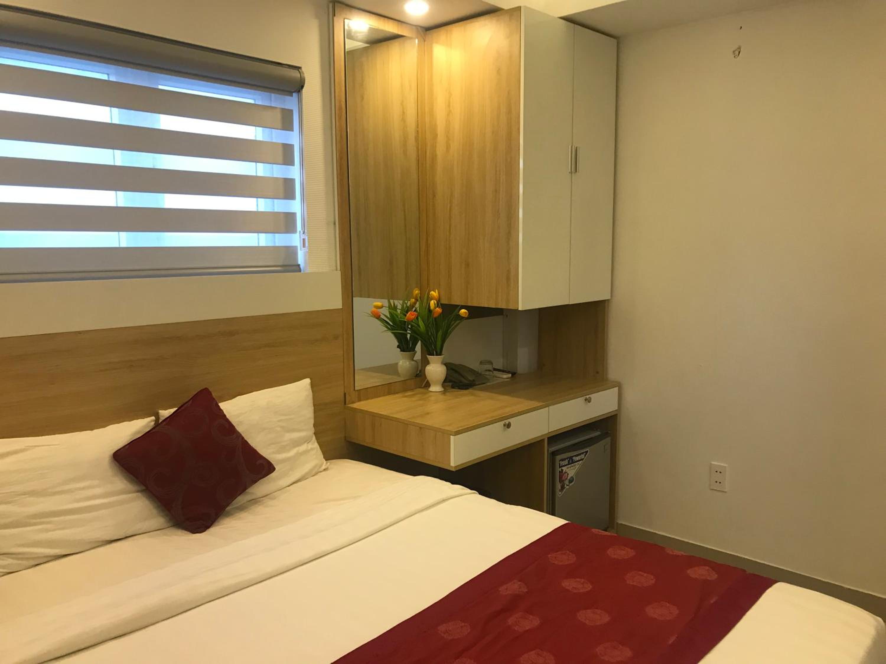 Small Double Room - Photo 4