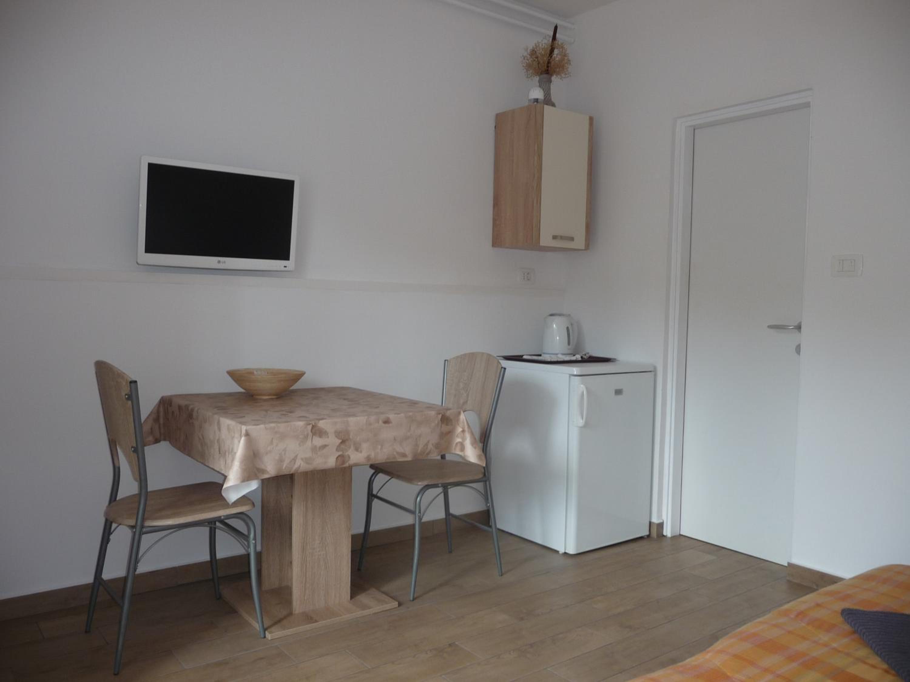 Double or Twin Room with Terrace