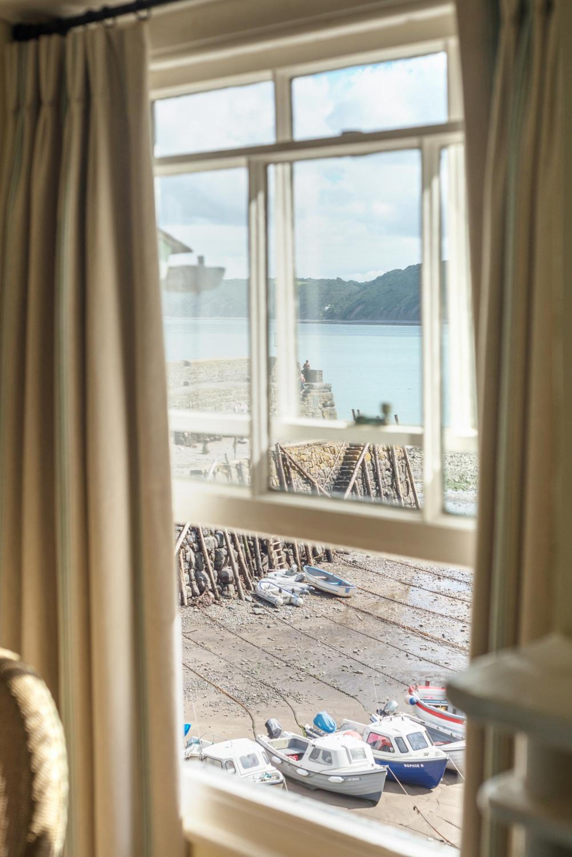 Deluxe Double Room with Sea View photo 3