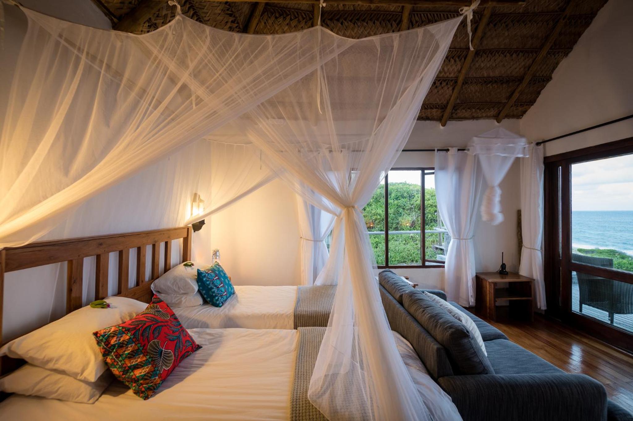 Double or Twin Room with Sea View photo 2