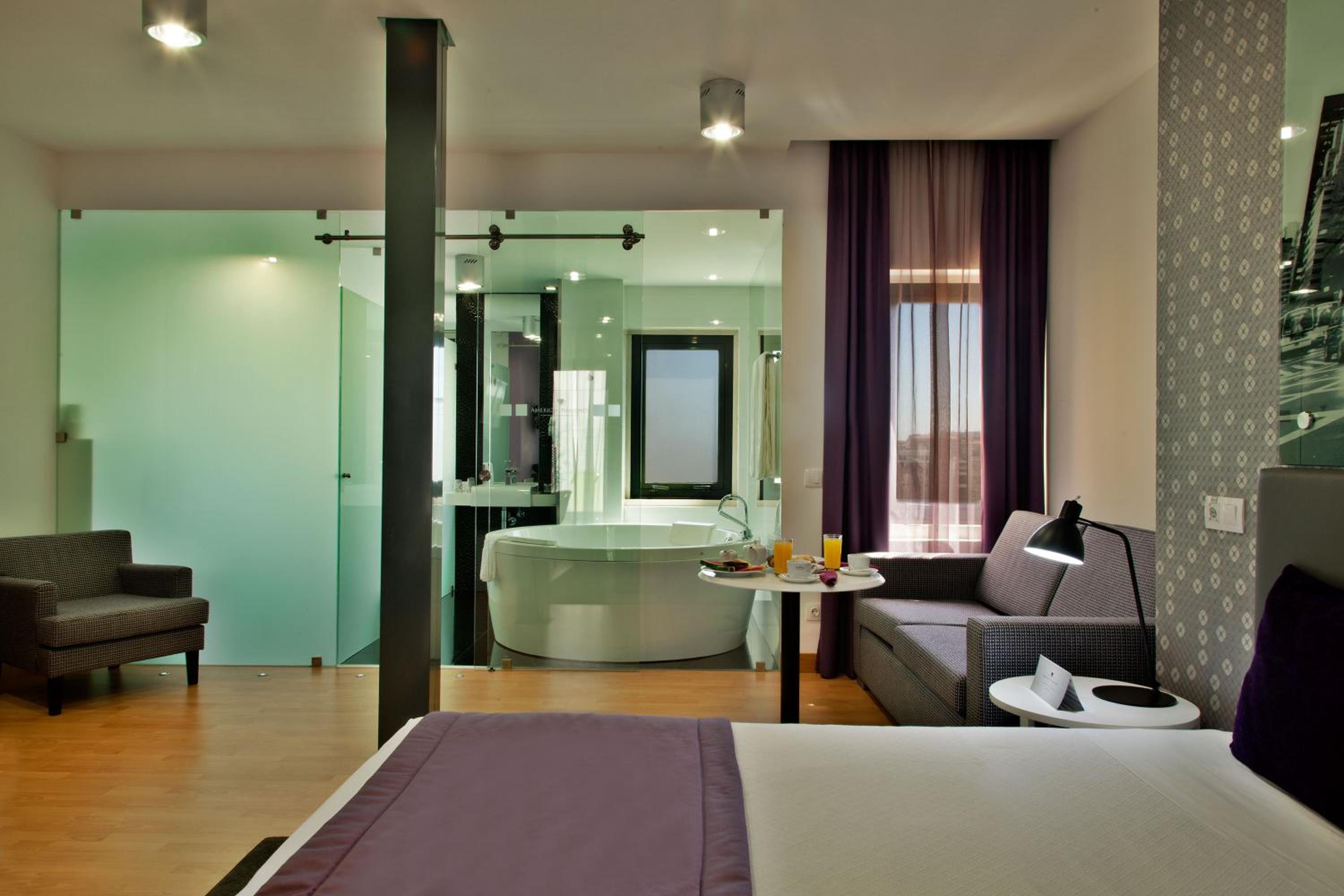 Diamond Suite with Terrace - Photo 1