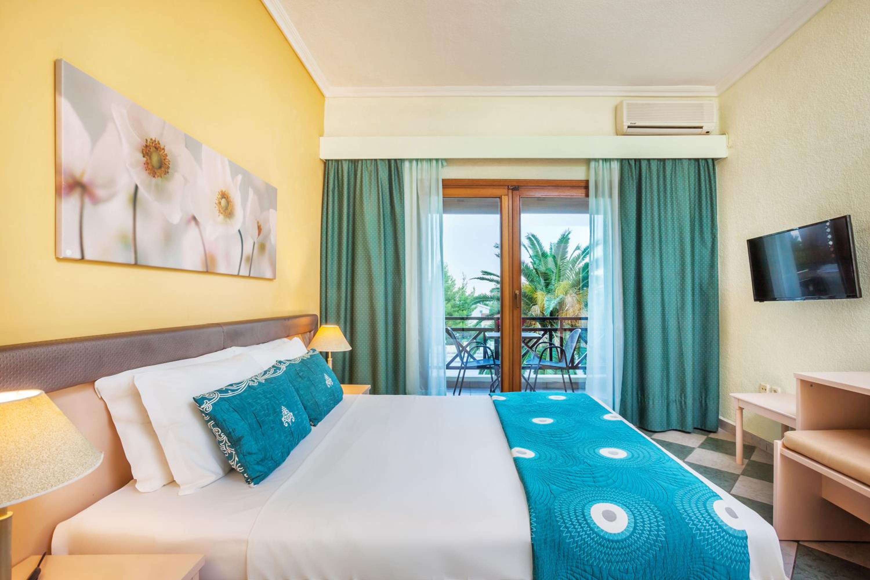 Standard Double Room - Photo 3