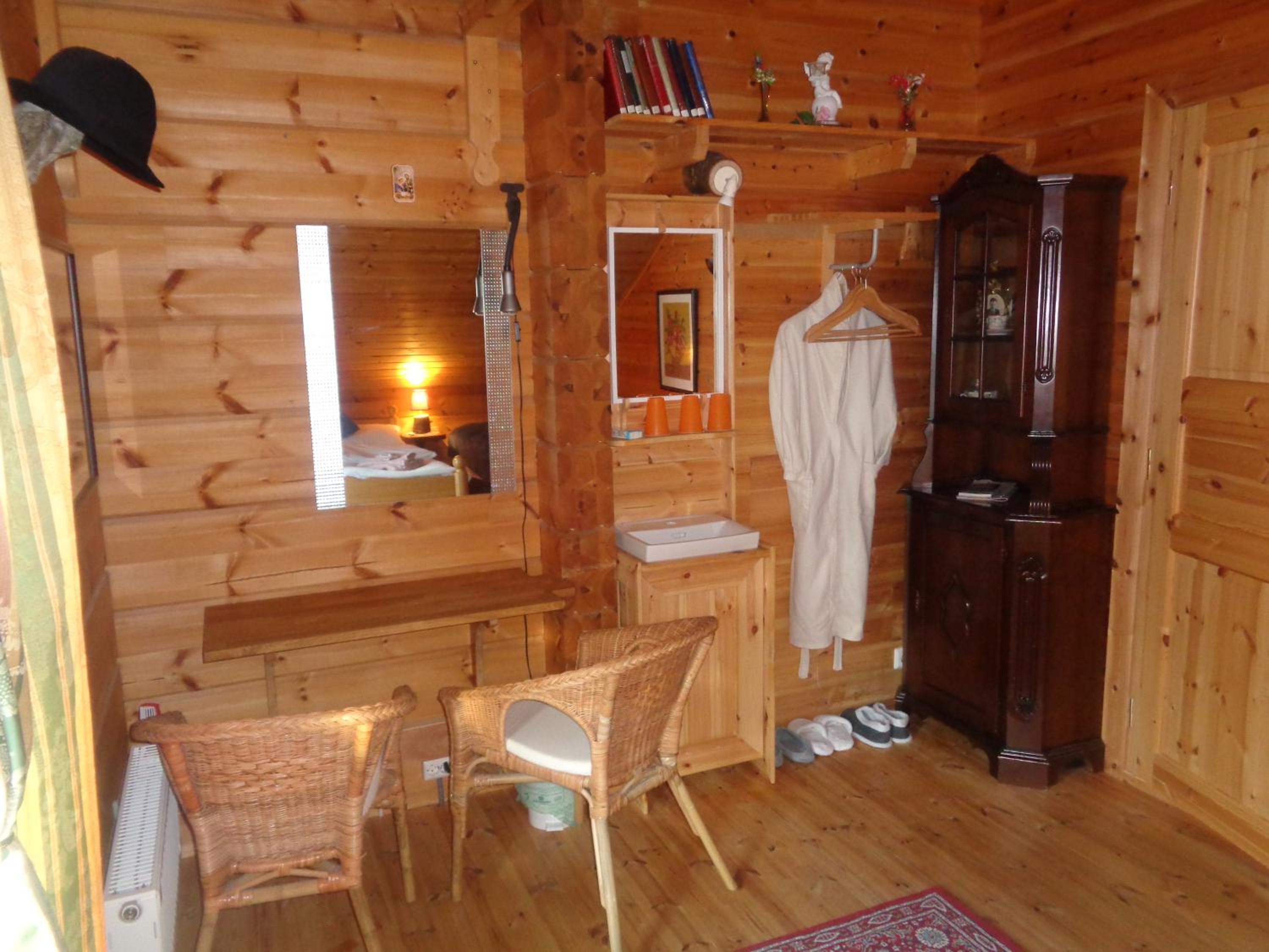 Family Room photo 1
