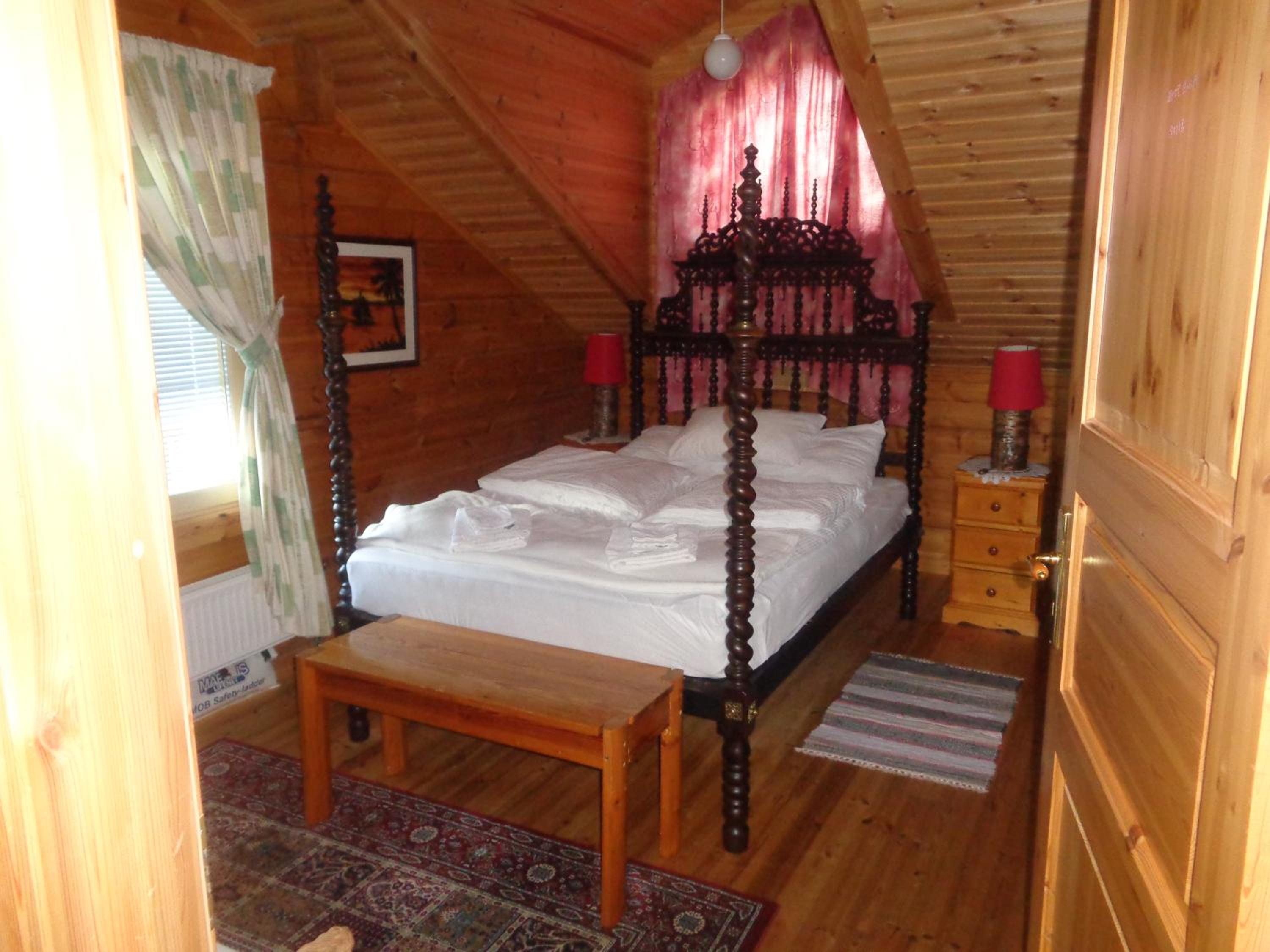 Double Room with Private External Bathroom photo 1