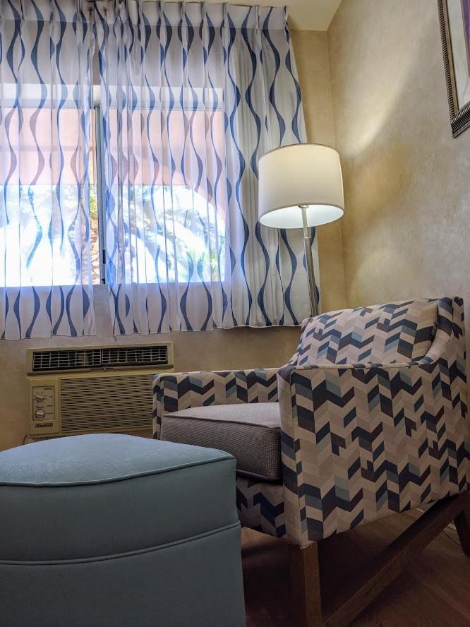 King Room - Non-Smoking photo 3